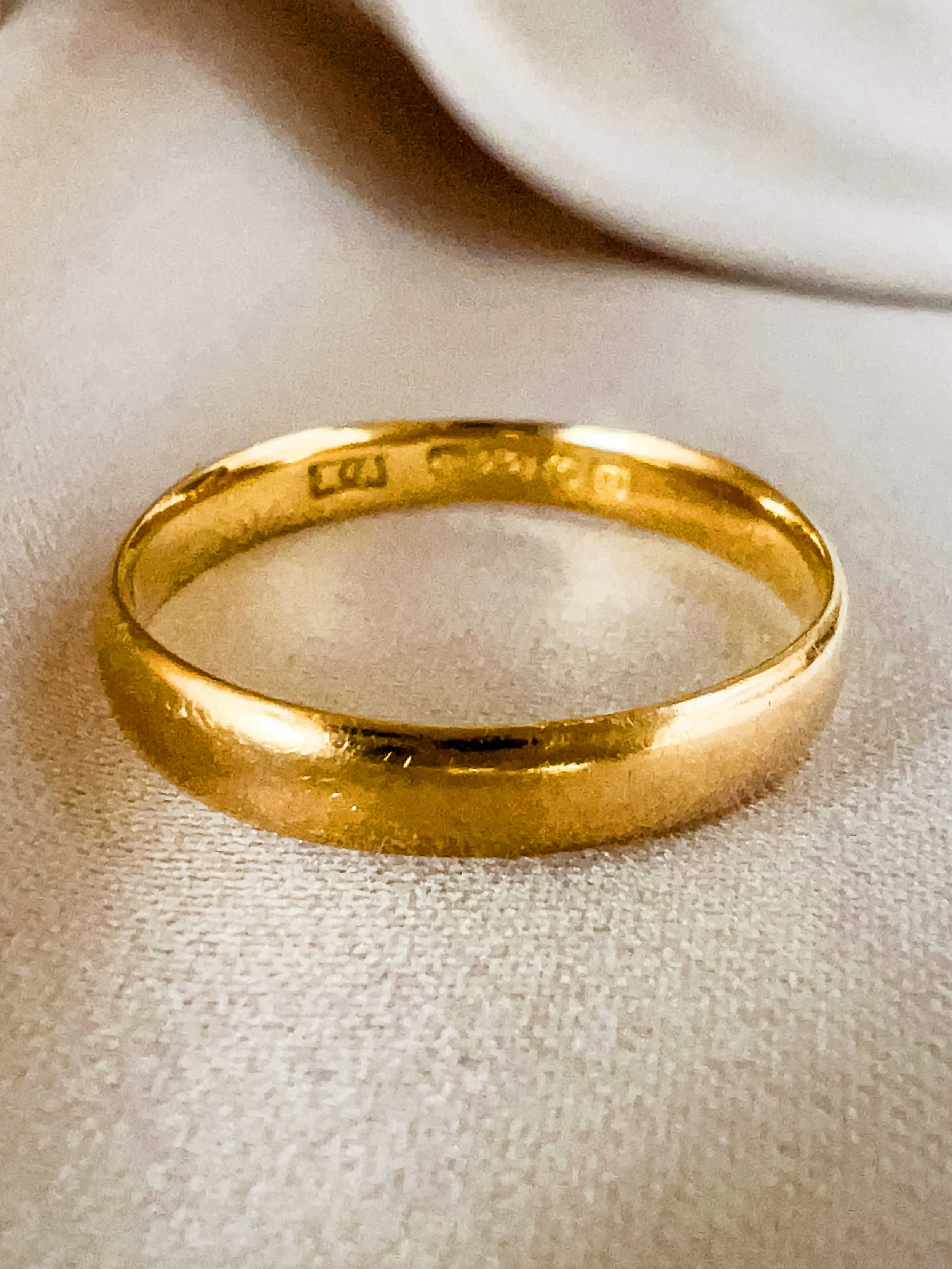 22ct band (P) 1.jpg