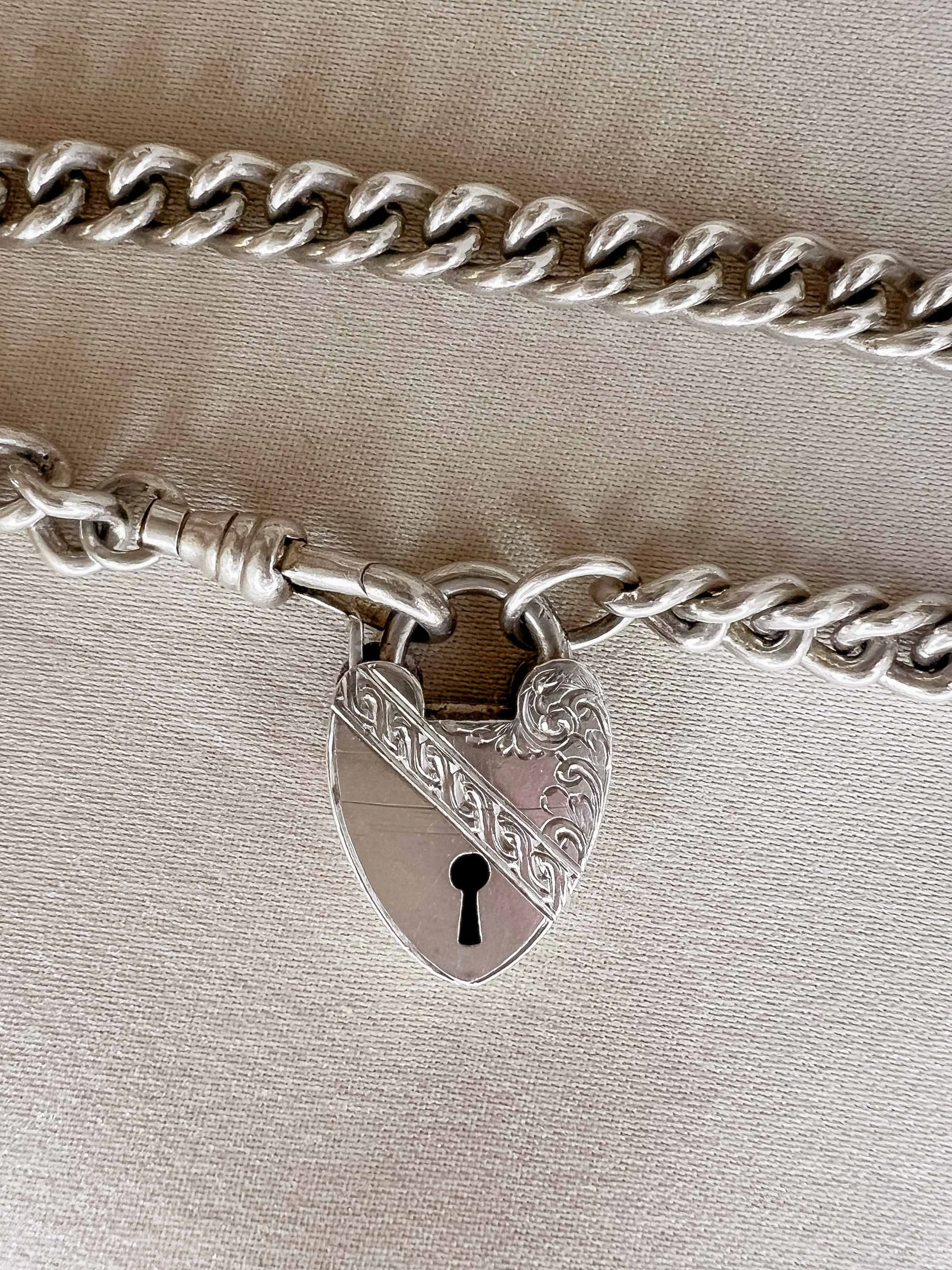 Silver detailed padlock 4.jpg
