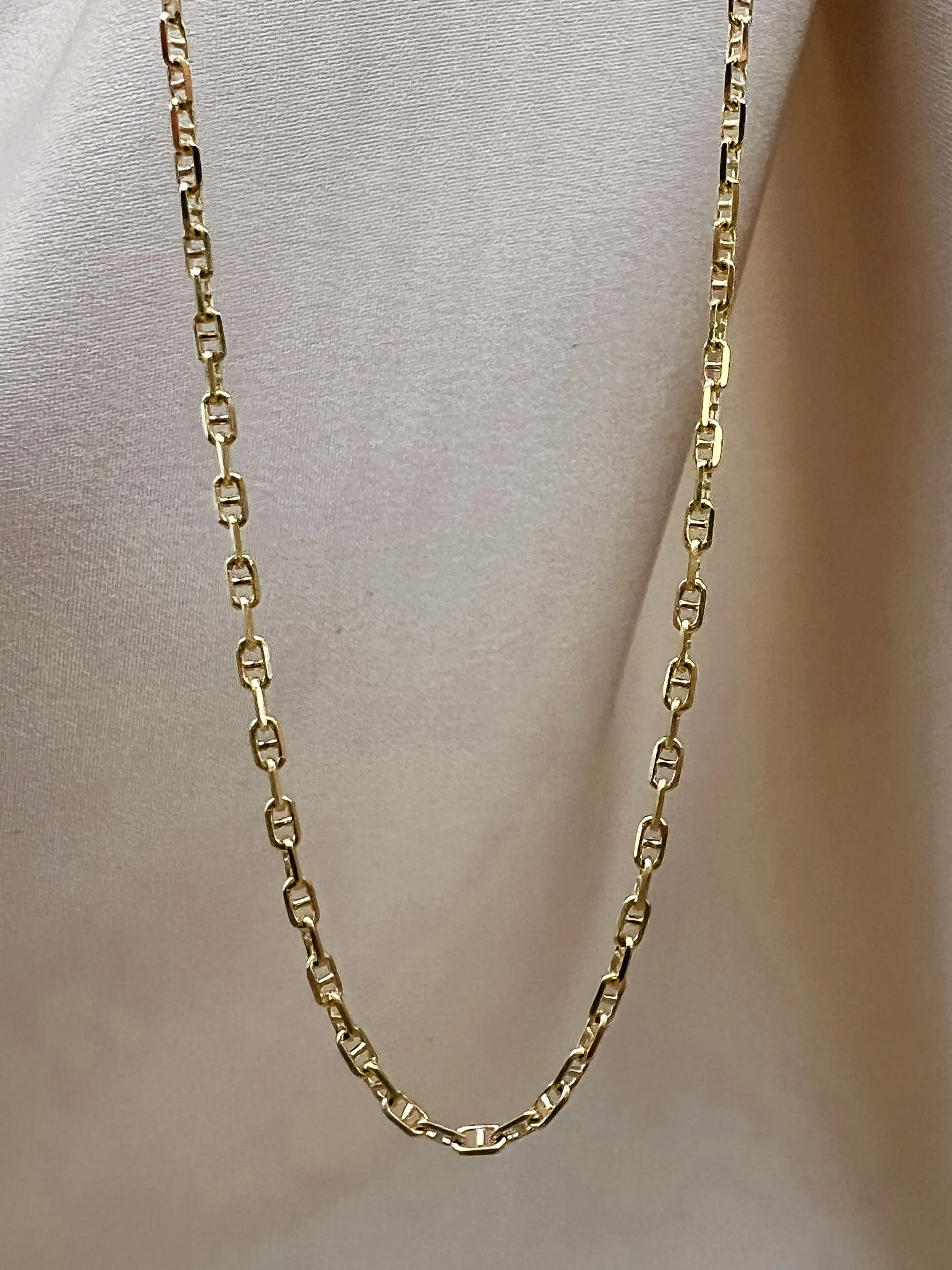 Mariner Chain. Italian 18ct gold.