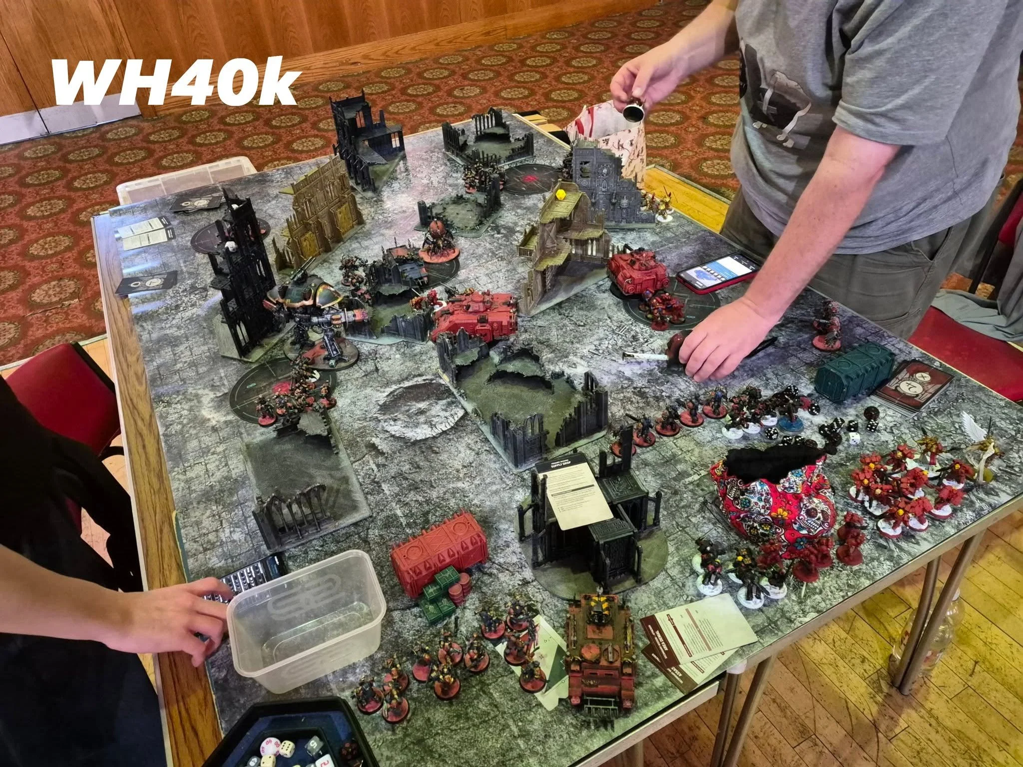 Warhammer 40,000; Chaos vs Blood Angels