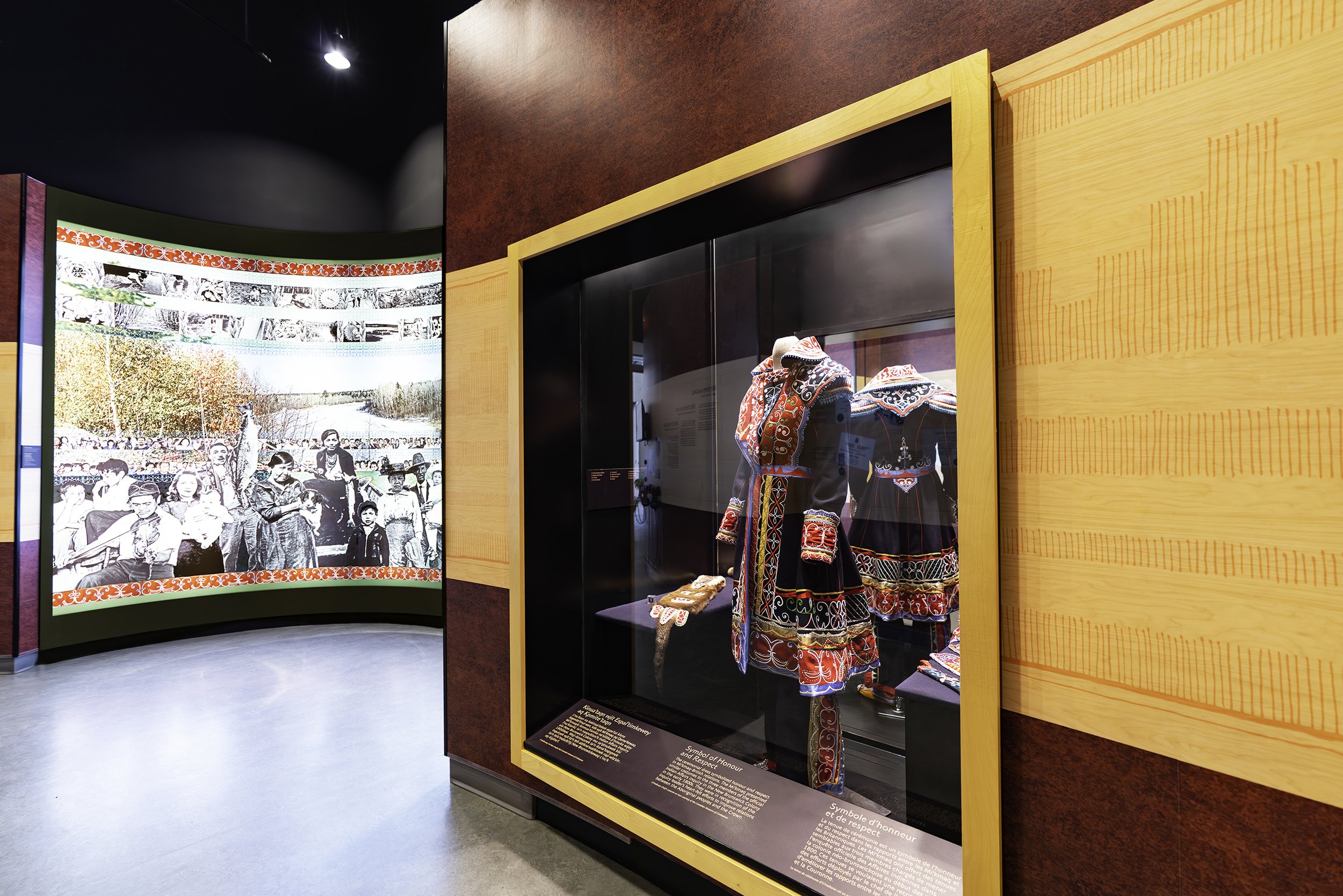 Exhibition 007 copy.jpg