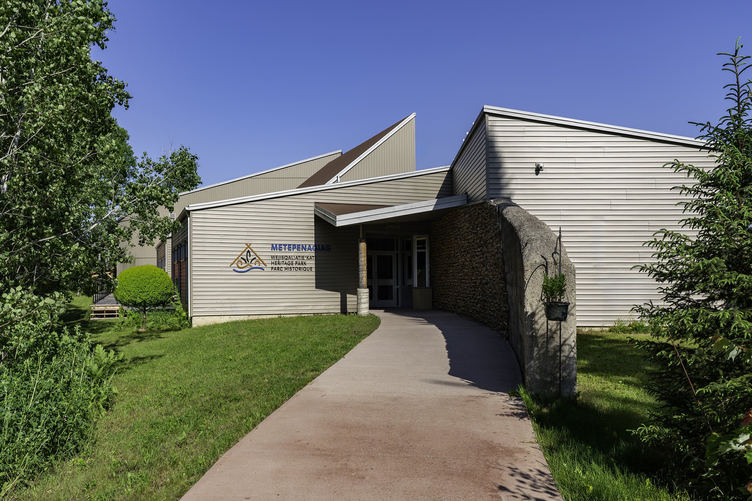 Visitor center Exterior 002 copy.jpg