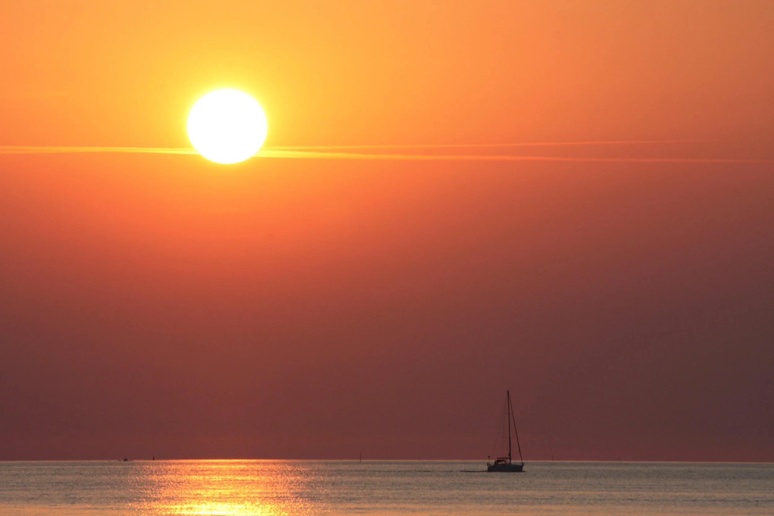 Sailing into the golden hour.