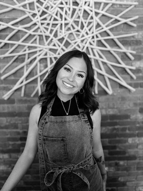 Julia | Jr. Stylist