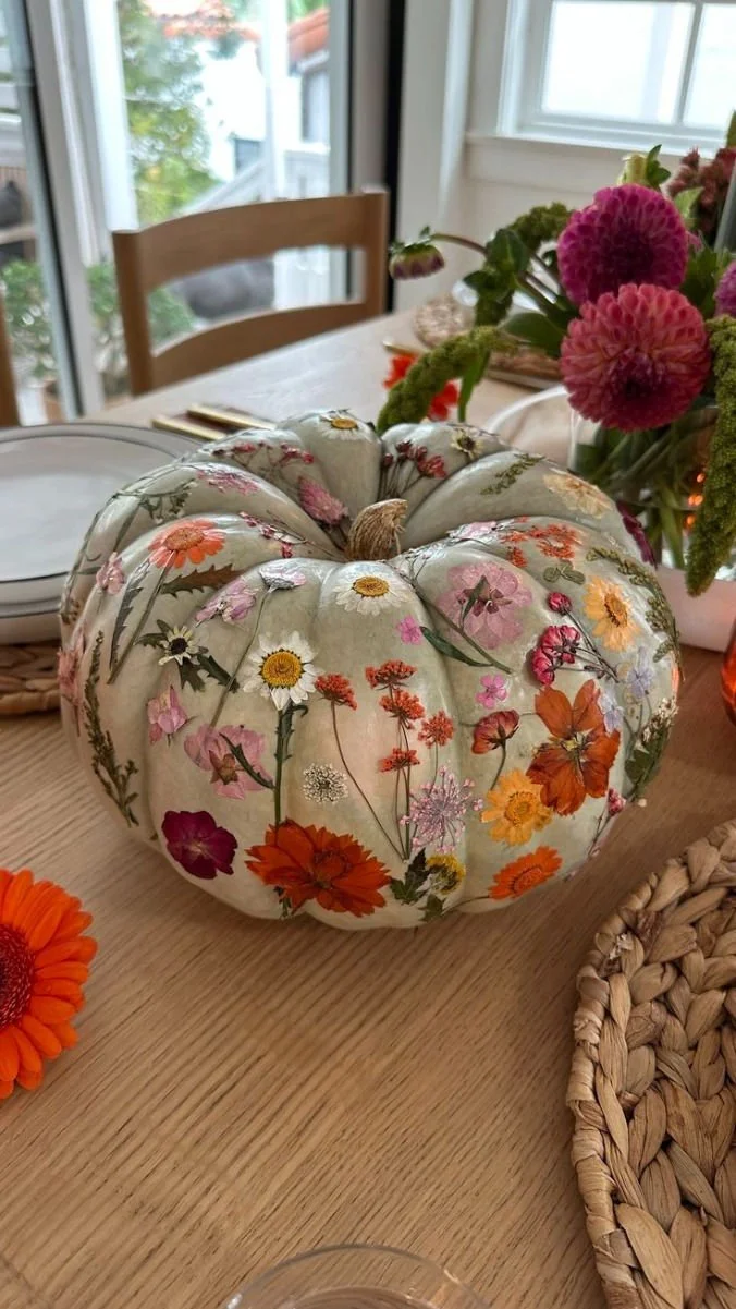 PUMPKINS + PETALS