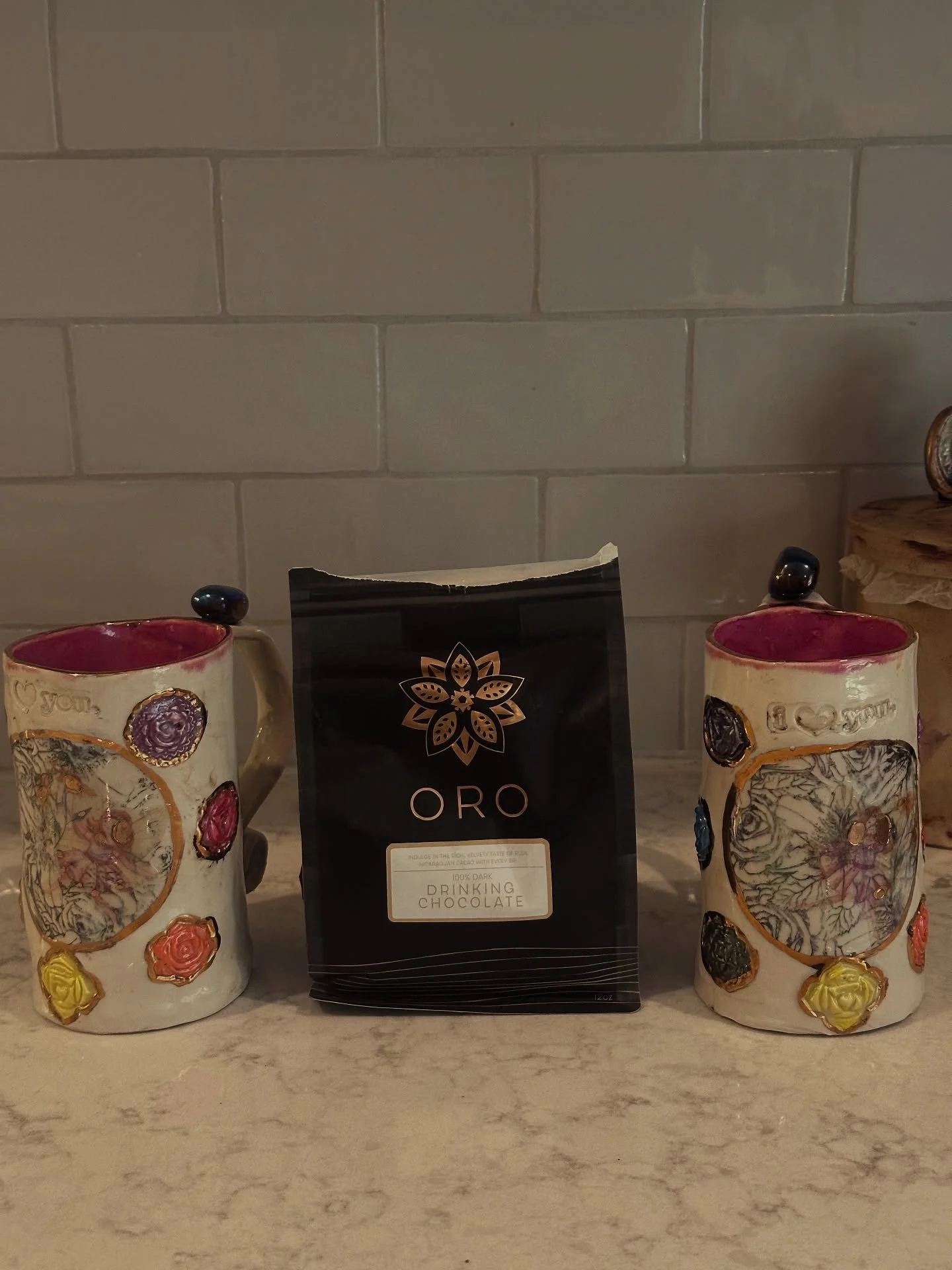 Presenting @orochocolate found @byvaleriejana in Chicago @sharecacao ☕️🍂🌞