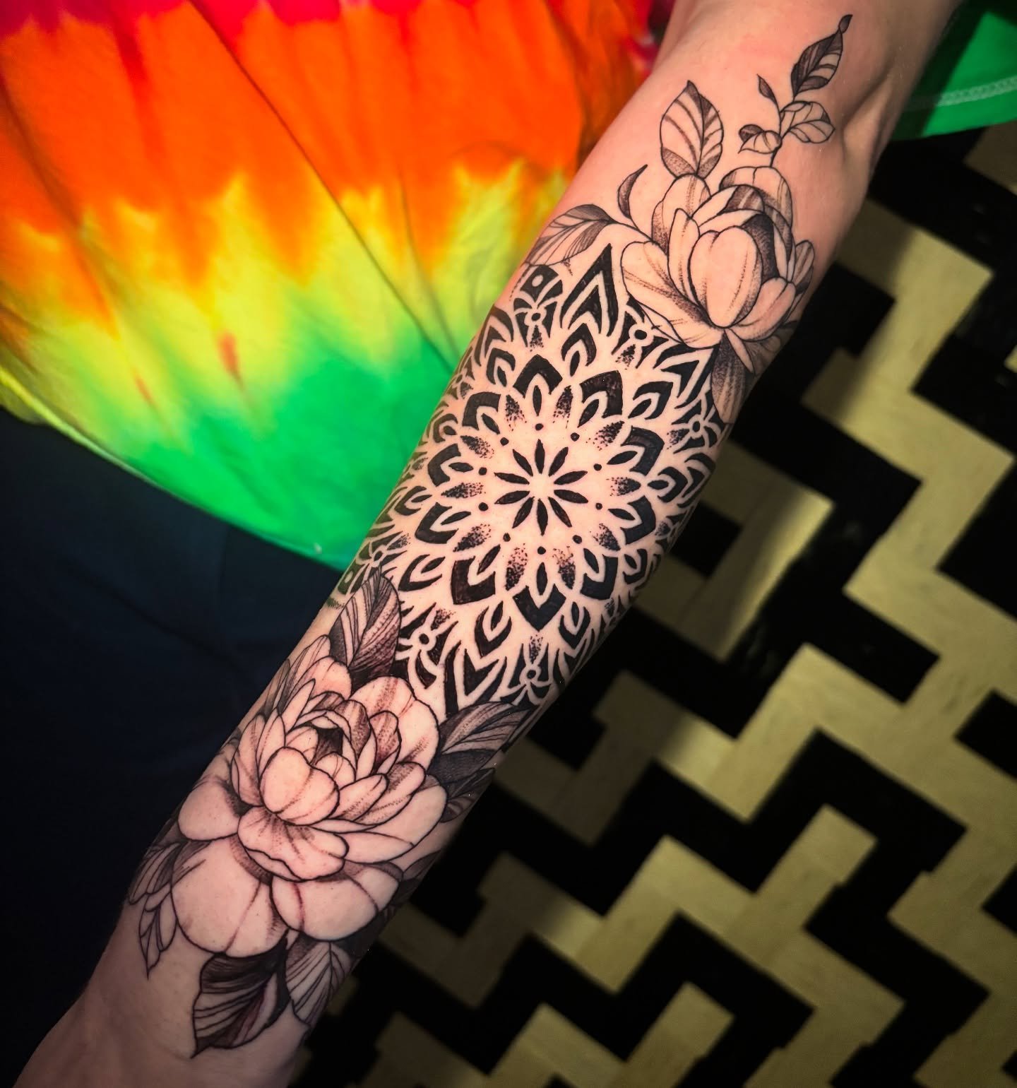 Mandala x Floral for Danielle.
Would love to do more like this! Thanks for the trust Danielle.
.
Booking for July now. Dm me or fill out the form in my bio to book 📕
Thanks for looking 🤙
.
Done at @mehndiandmarked
@neogripsusa
@creamtattoosupply
