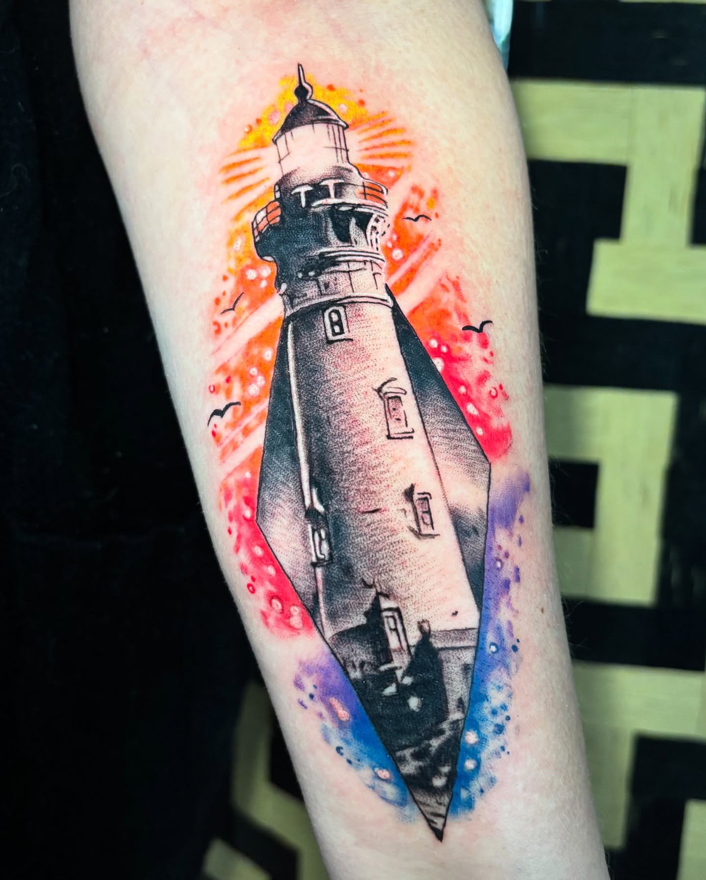 Lighthouse for Shanti!
Thanks for the trust with your first tattoo! I had so much fun making this. You are amazing
.
Booking July now!
Message me or fill out a form in my bio to book.
Done at @mehndiandmarked
@neogripsusa
#lighthouse #indyartist