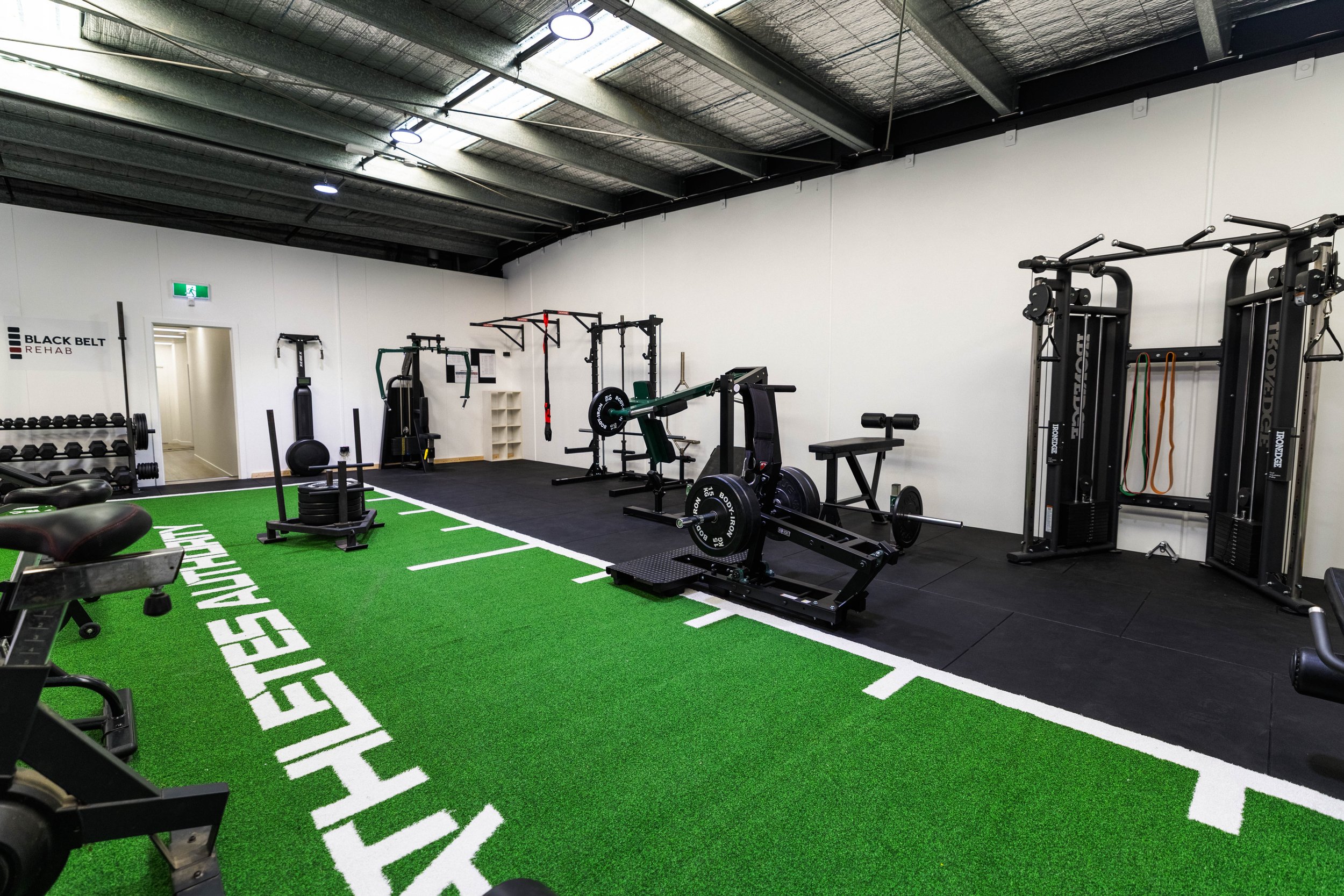 Kettlebell conditioning training, MGA Physical Foundations Programme, Melbourne Grappling Academy Moorabbin.