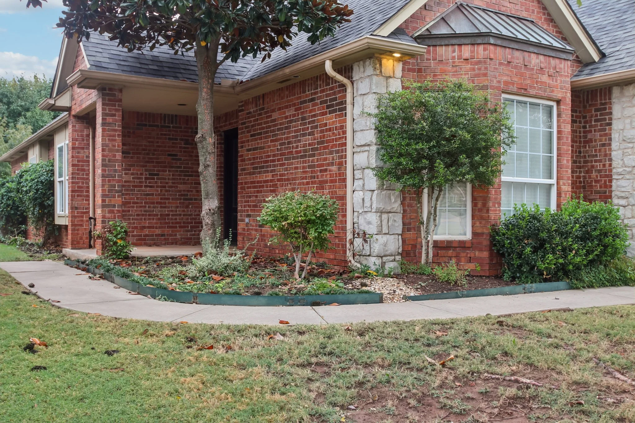 7-web-or-mls-Jefferson Ln-S2810-007.jpg