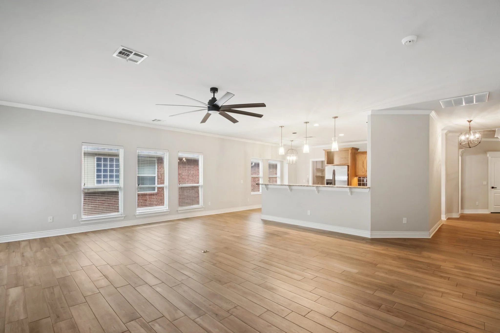 9-web-or-mls-Jefferson Ln-S2810-009.jpg