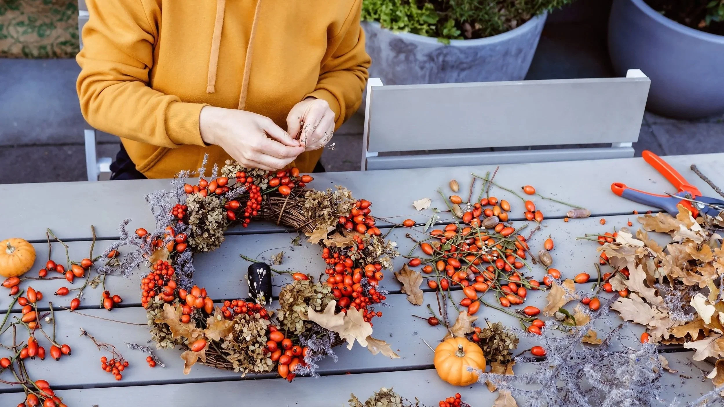 Autum+Wreath+making.jpg
