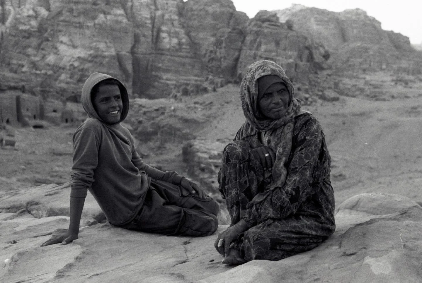 Last year, @tamaramerino_photography and I spent two weeks living with the Bdoul tribe in the sandstone city of Petra for the @underlandproject.

But now, after hundreds of years living in the caves, the last Bedouin families are being evicted from P