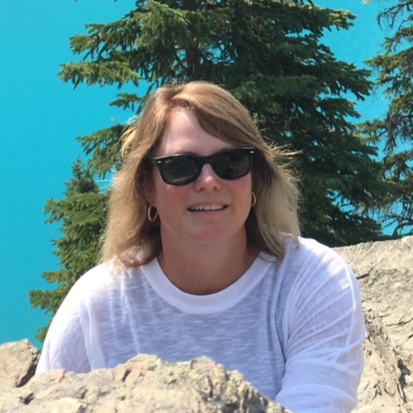 Cochrane Travel Agent: Roxane Hume