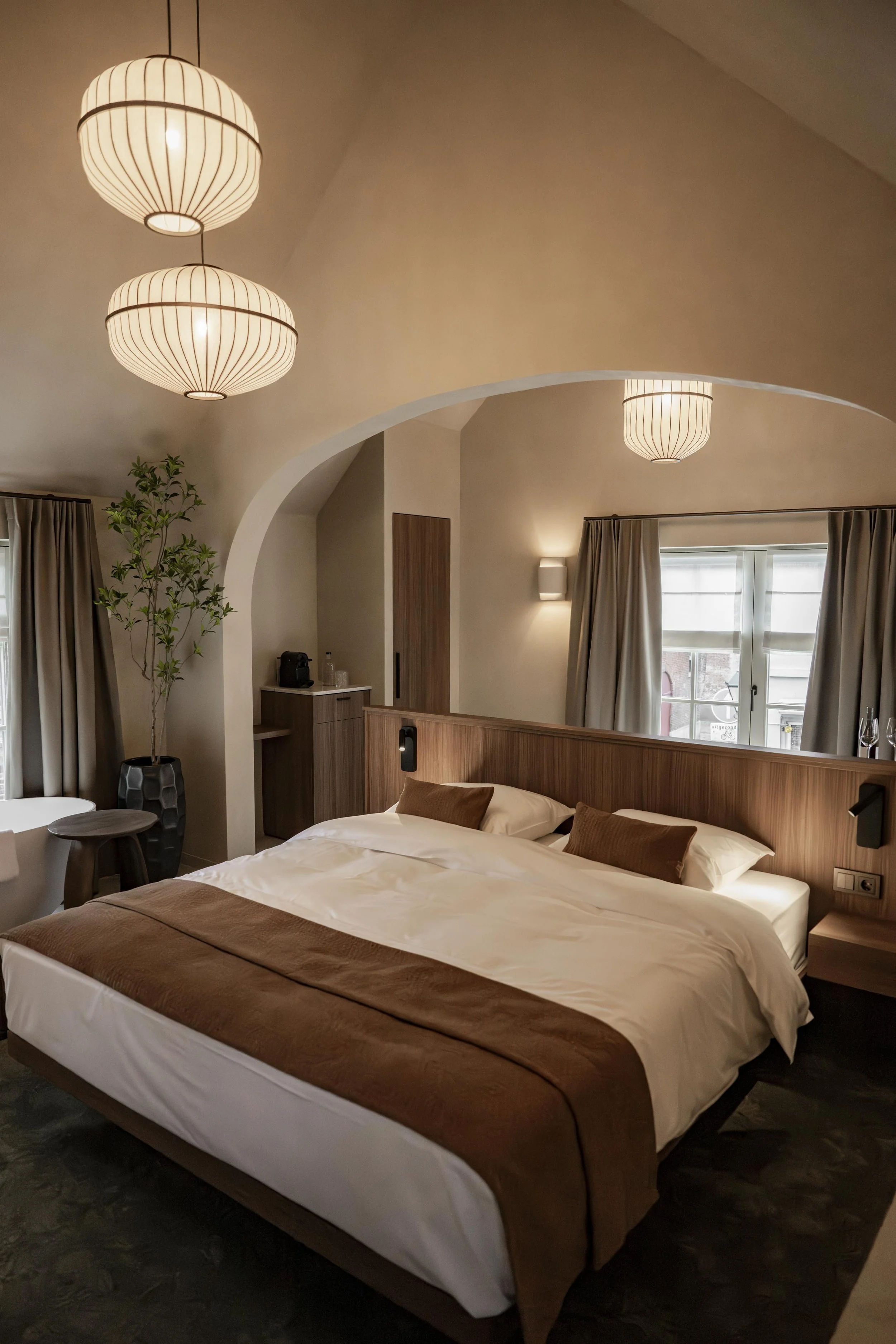 Suite 1.jpg
