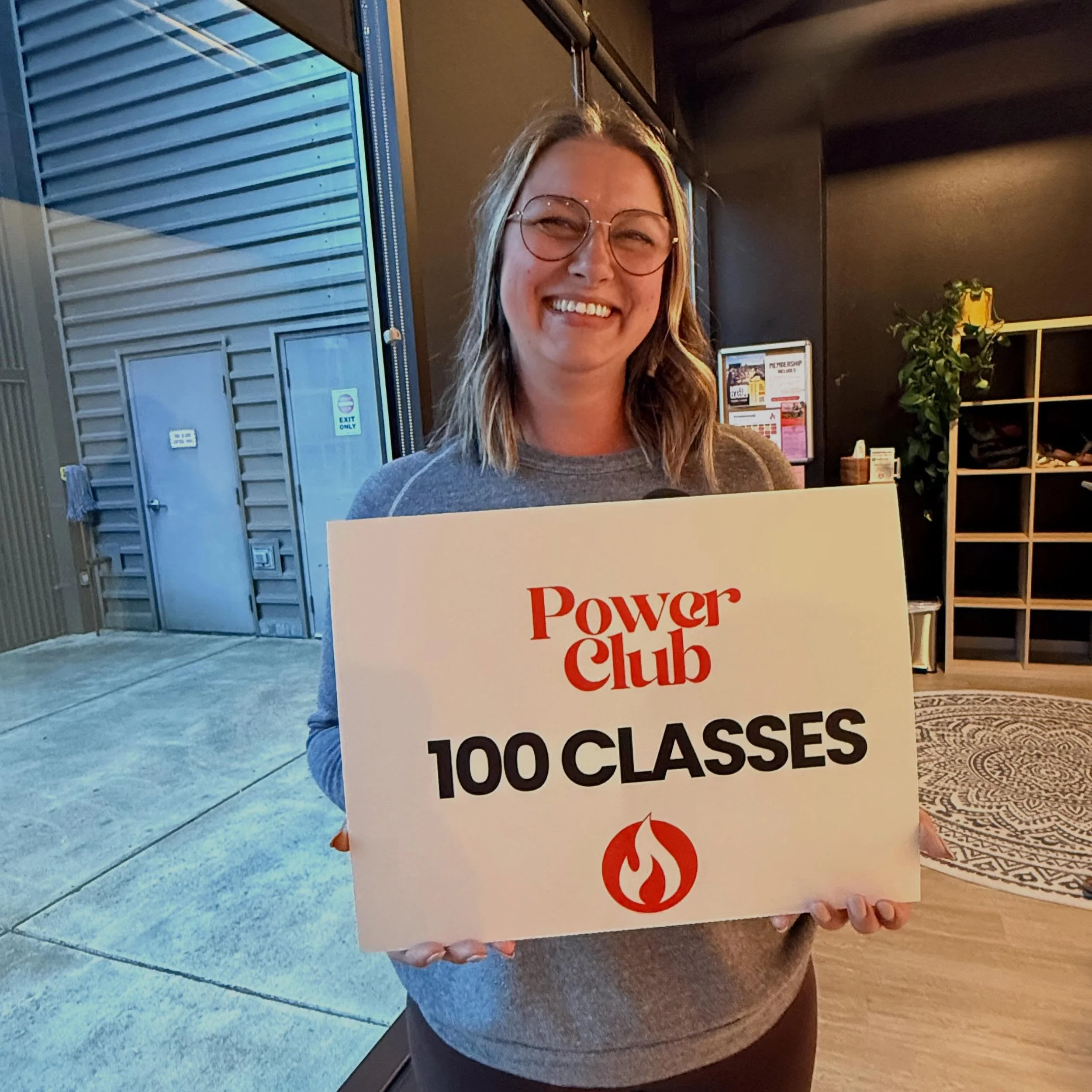 100 classes for @ashjenkos ❤️ 

#powerhousehotyoga #powerclub #100classes