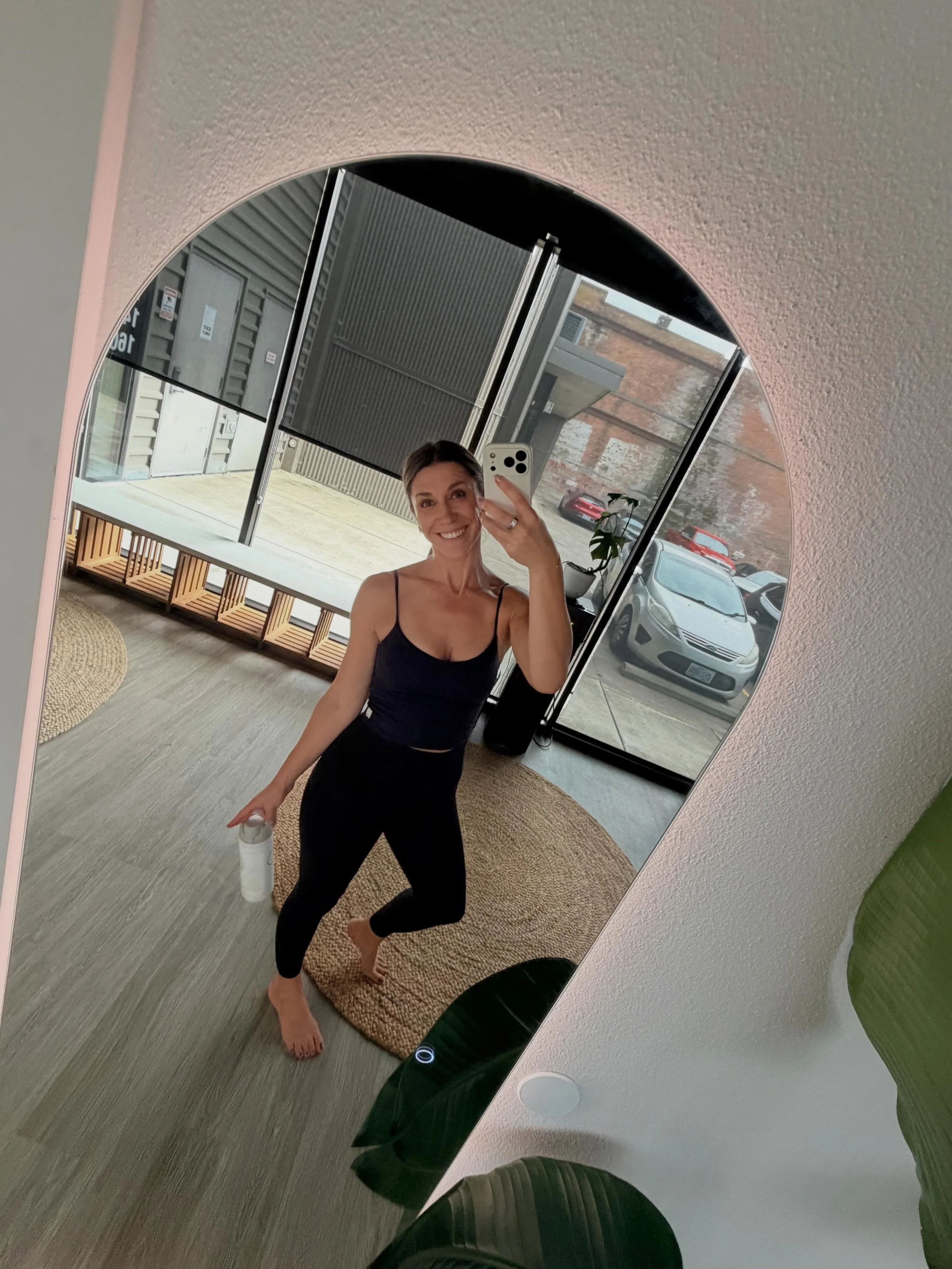 POV: You came for the class, stayed for the mirror selfie. 😍😅

Sweaty, strong, glowing. Just another day at POWERHOUSE.🔥

Tag your favorite sweat buddy. 🖤 👯 

#PowerhouseHotYoga #SalemsHottestStudio