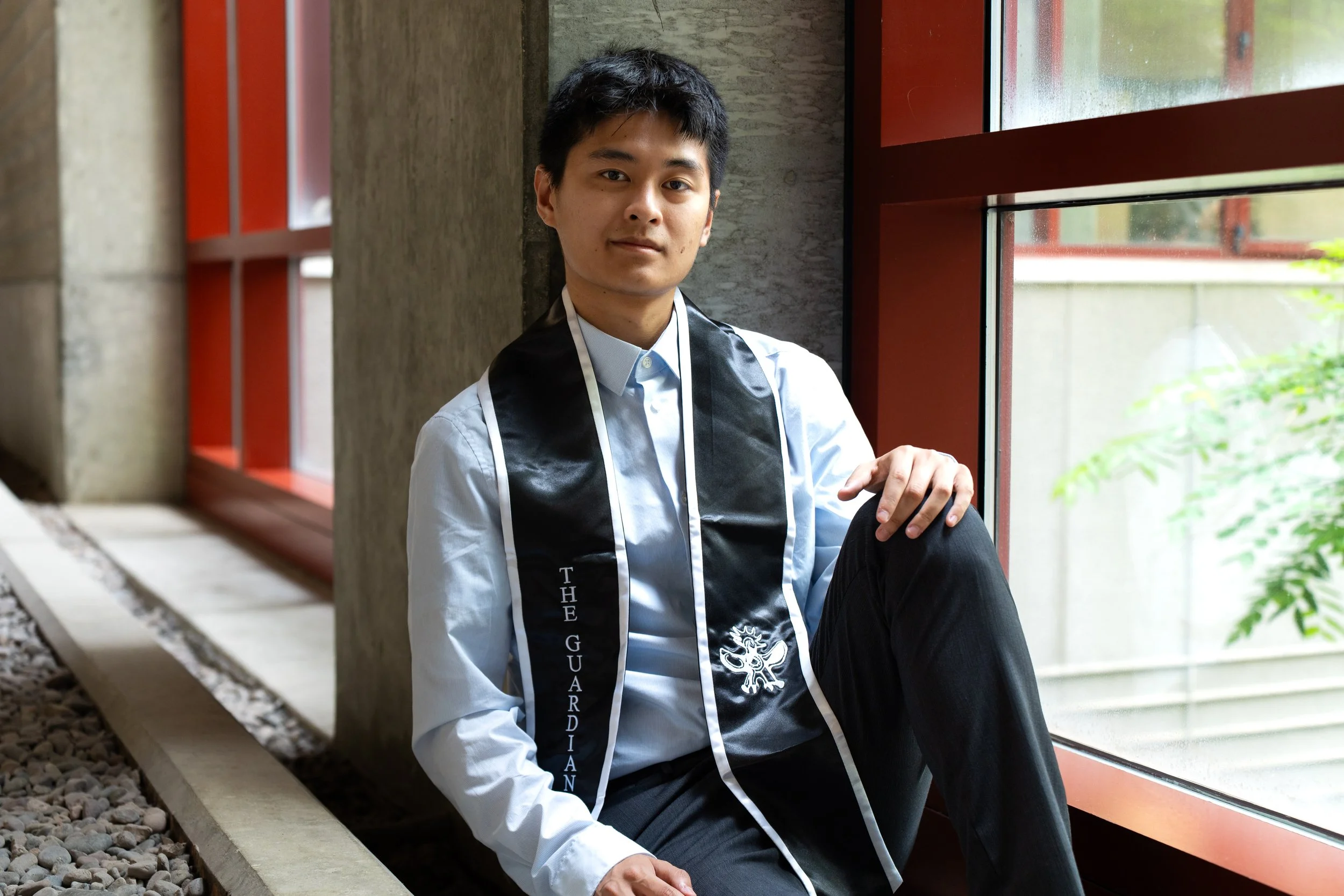 Graduation Portraits by Thomas Murphy (25 of 30).jpg