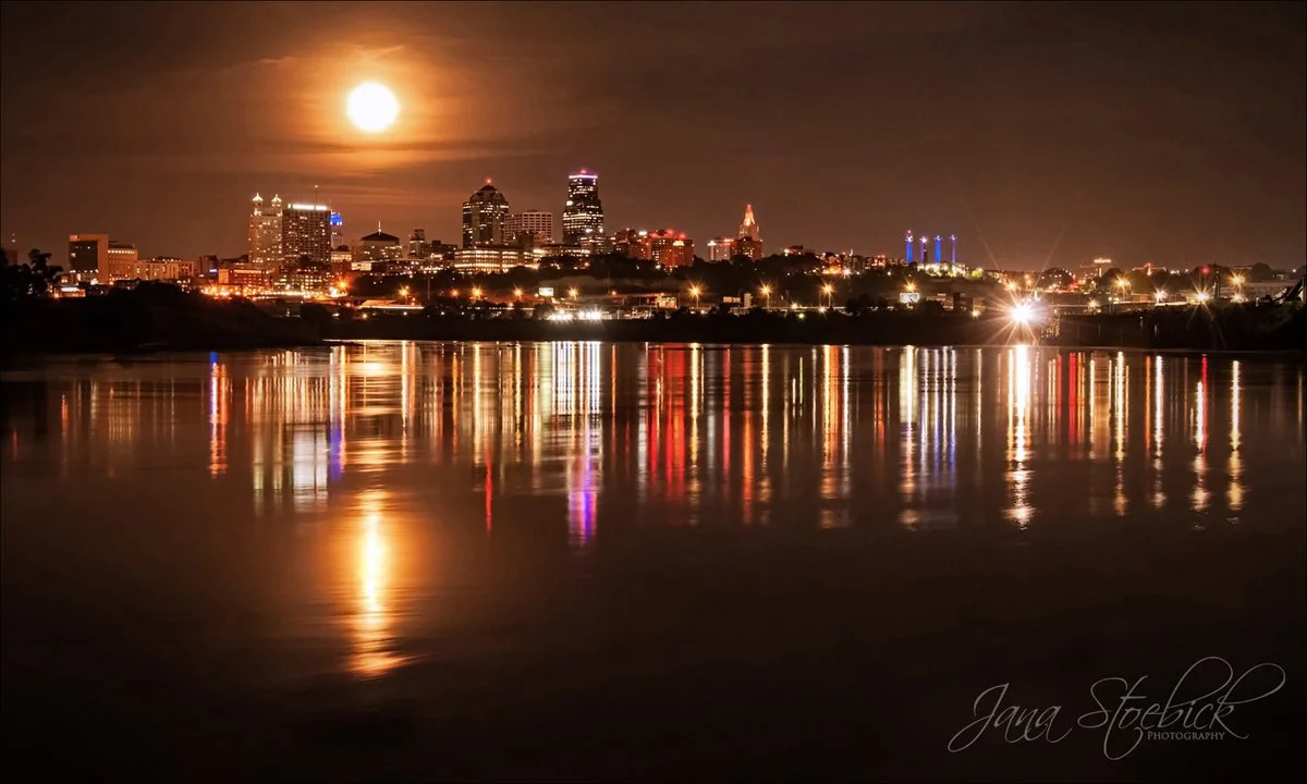 Sturgeon Moon over KC - Stoebick
