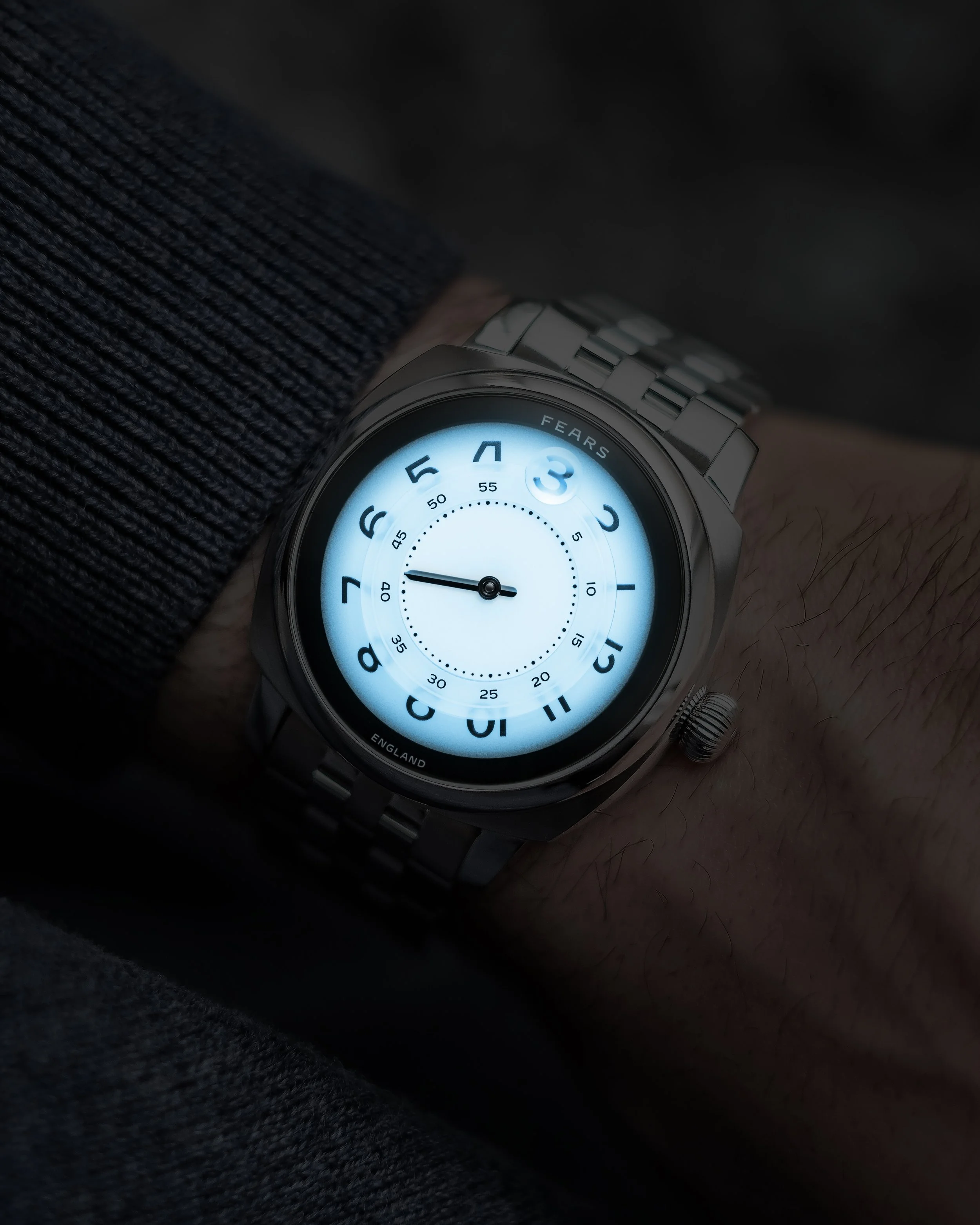 Ultimus_ Wrist Shot 3_Lume.jpg