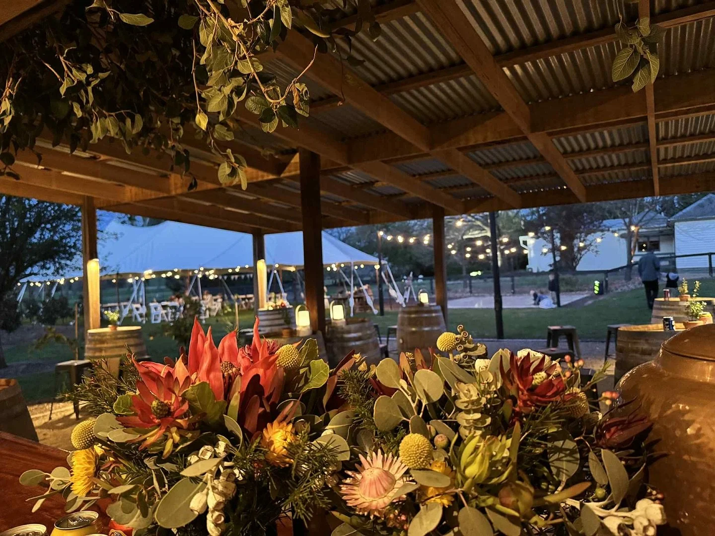 Nights spent under twinkly lights is where the magic happens ✨✨ 
Saturday spent celebrating Michael &amp; Tiffany 🫶🏼 

#StirlingHomestead #WeddingIdeas #WeddingPlanning #VICWeddingVenues #RuralWeddings #HighCountryWeddings #AirbnbWedding #CountryEs