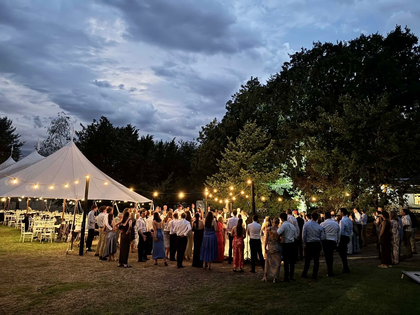 Summer wedding nights ✨🍾🙌🏼🤍

#StirlingHomestead #WeddingPlanning#VICWeddingVenues