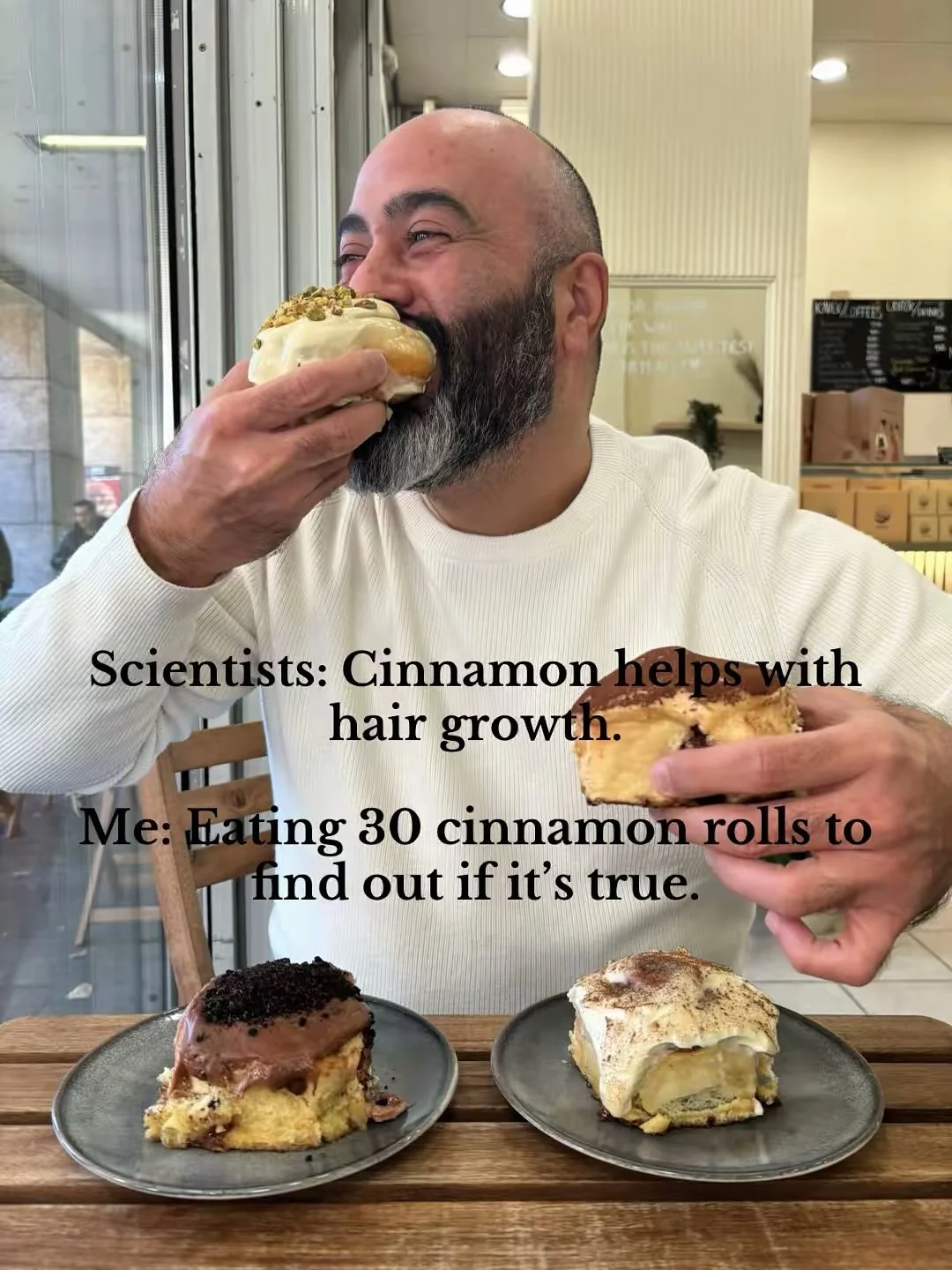 I fear the scientists might have been lying but I&rsquo;m already 30 rolls in😭😂

F&eacute;lek, hogy a tud&oacute;sok hazudtak&hellip; de m&aacute;r 30 fah&eacute;jas csig&aacute;n t&uacute;l vagyok😭😂

#cinnamonrolls #foodhumor #foodie #sweettooth