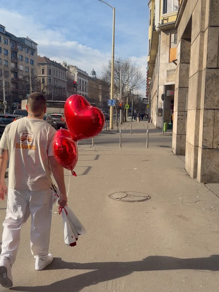 About our last week 🙌  1)Love for our customers 🧡. 2)More love 💘 .  3)New Menu is coming 🤫 .  4)2000 rolls in last week (5 days sold out) 🤩🙏. 5)Pilates Event 🧘&zwj;♀️❤️🌹. 6) It&rsquo;s not only cinnamon roll ITS CINNAHAVEN 😏 .  Thank you all