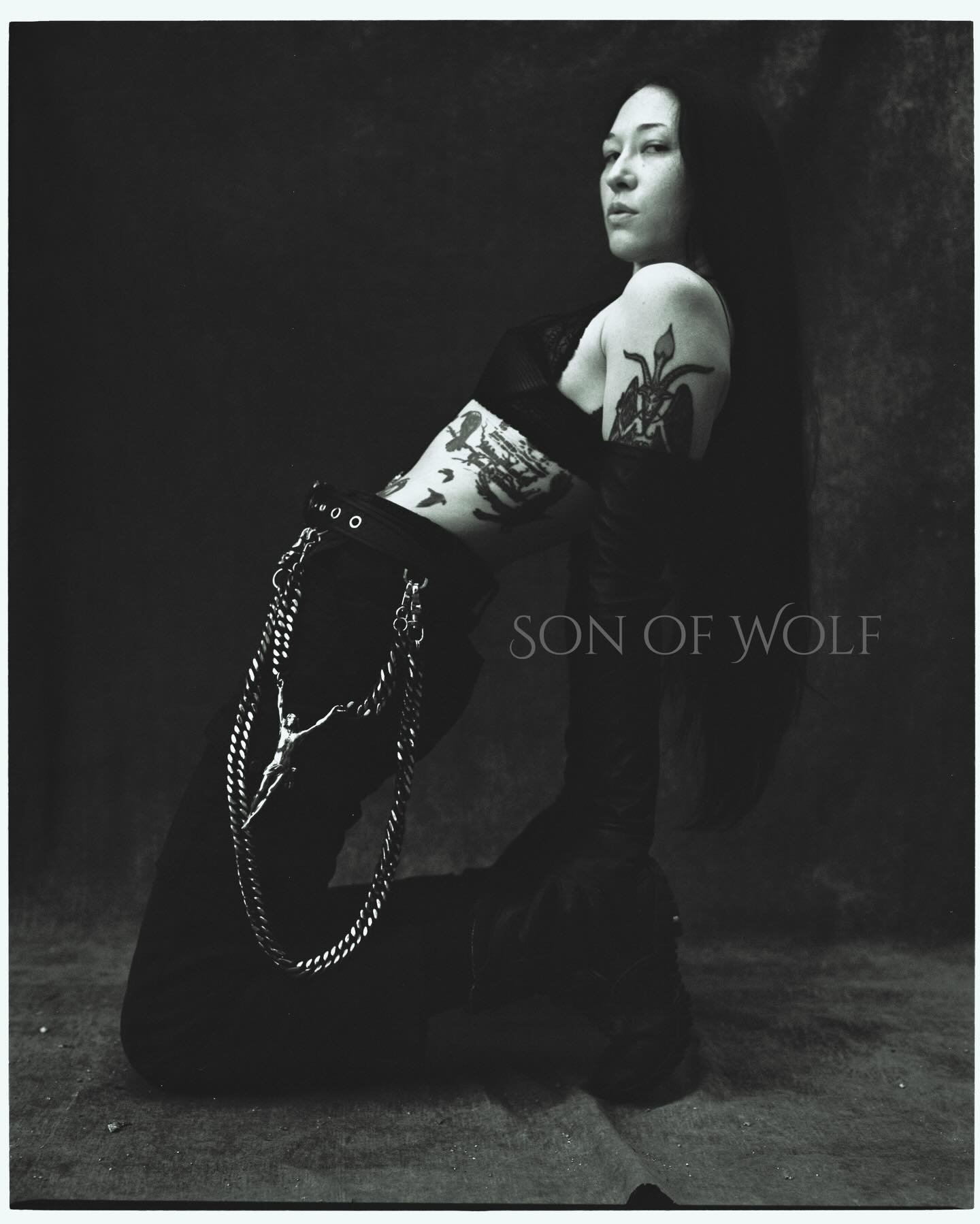 Christ in chains and extra long death hook 
@sonofwolfla 

📷 @sabrinasvictoria 
Model: @luzialowe