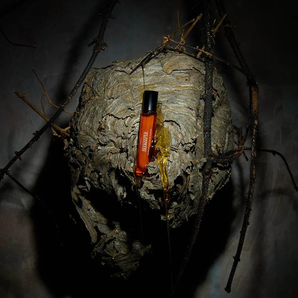 Beekeeper-Hive-1_2048x2048.webp