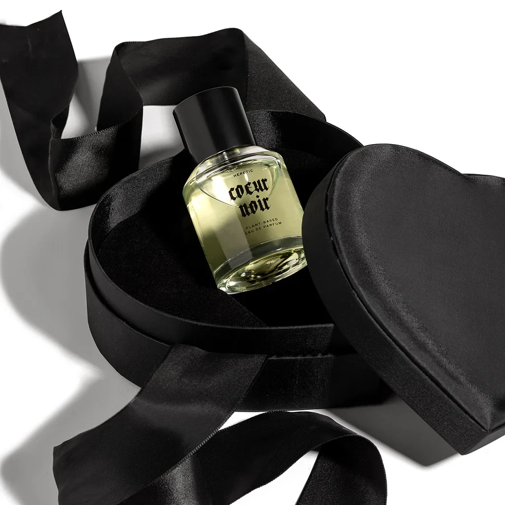 Coeur-Noir-Box-Open_2048x2048.webp