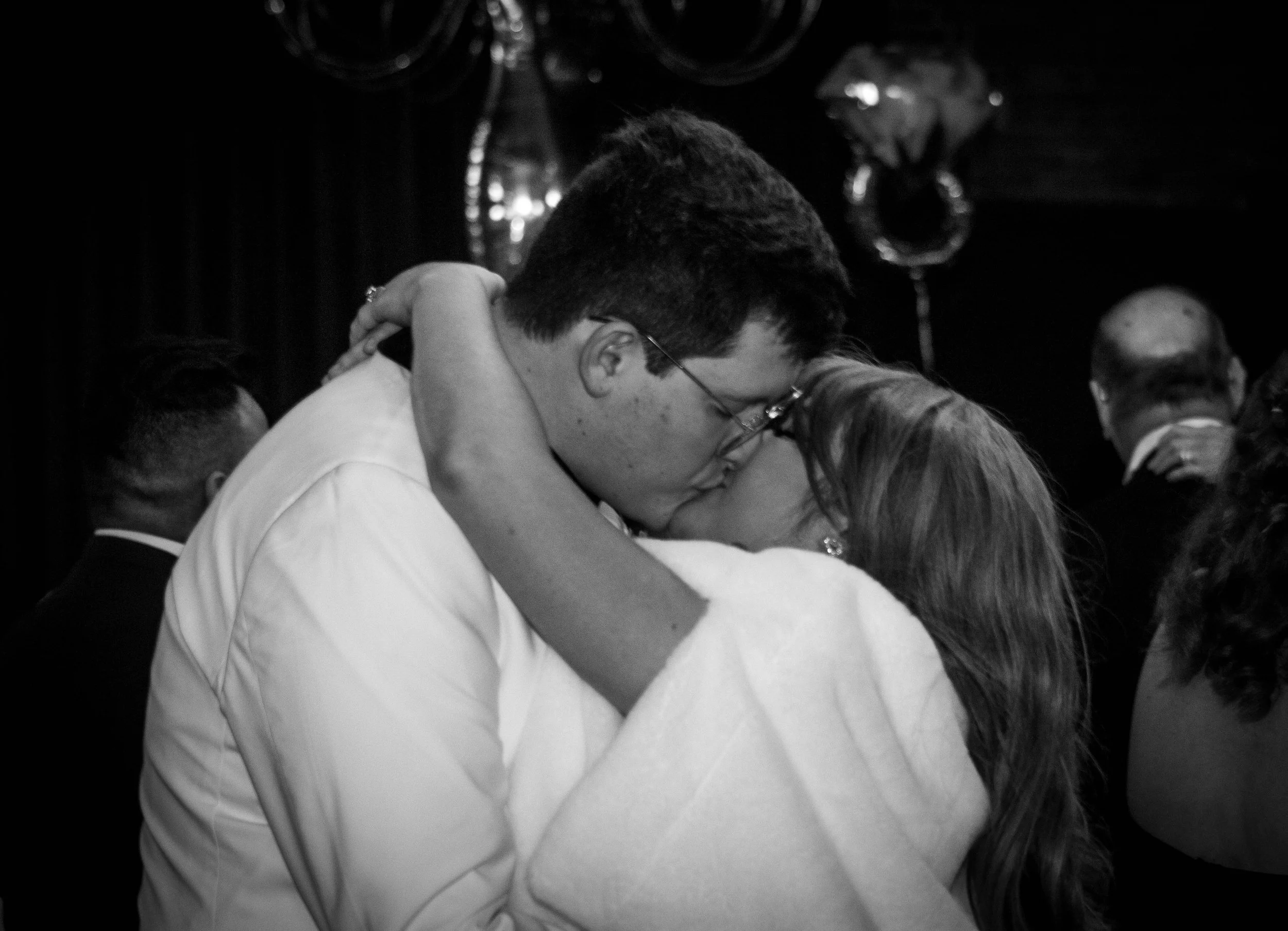 Toth Wedding black and white (46 of 53).jpg