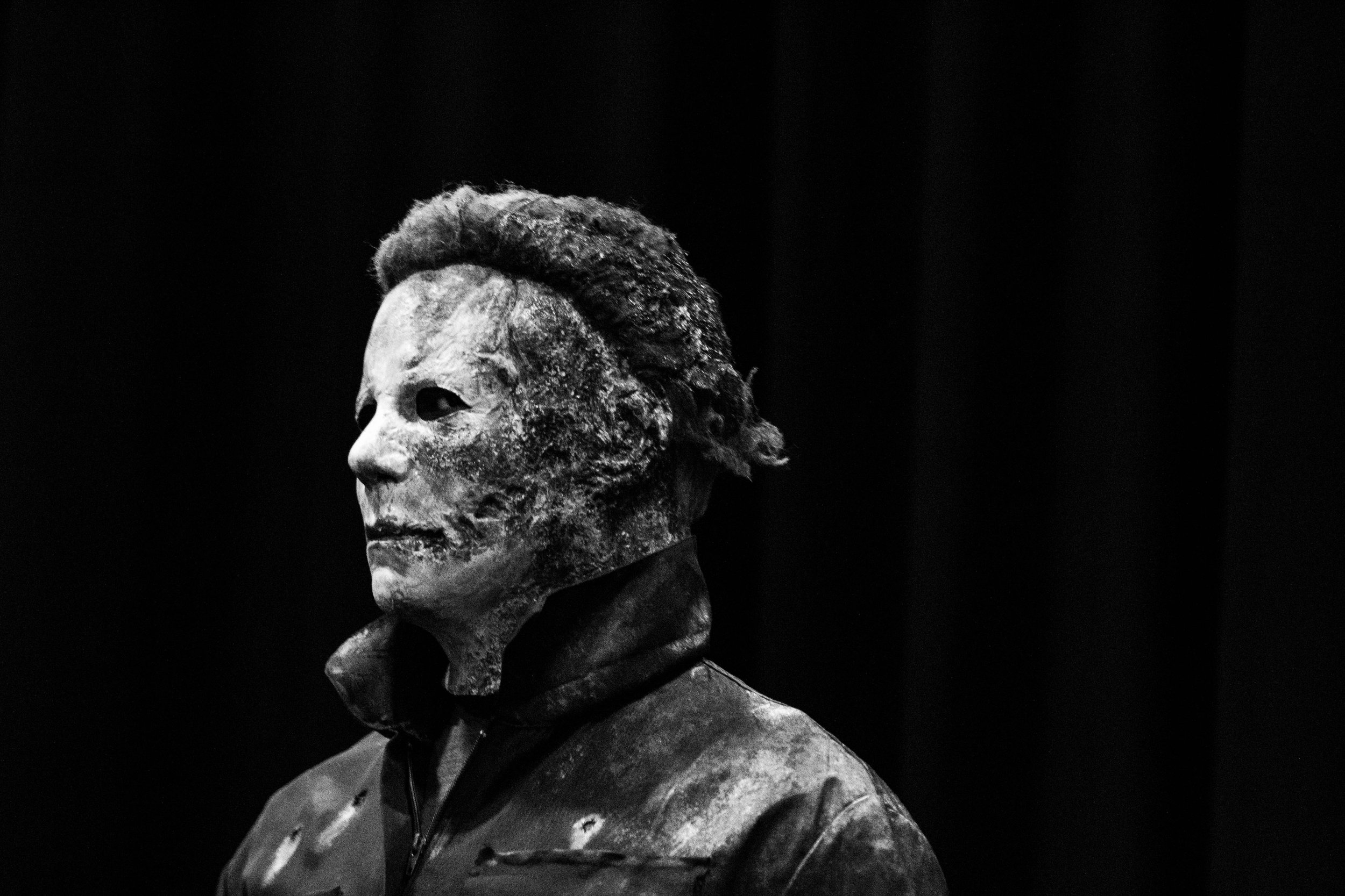 Black and White (3 of 11).jpg