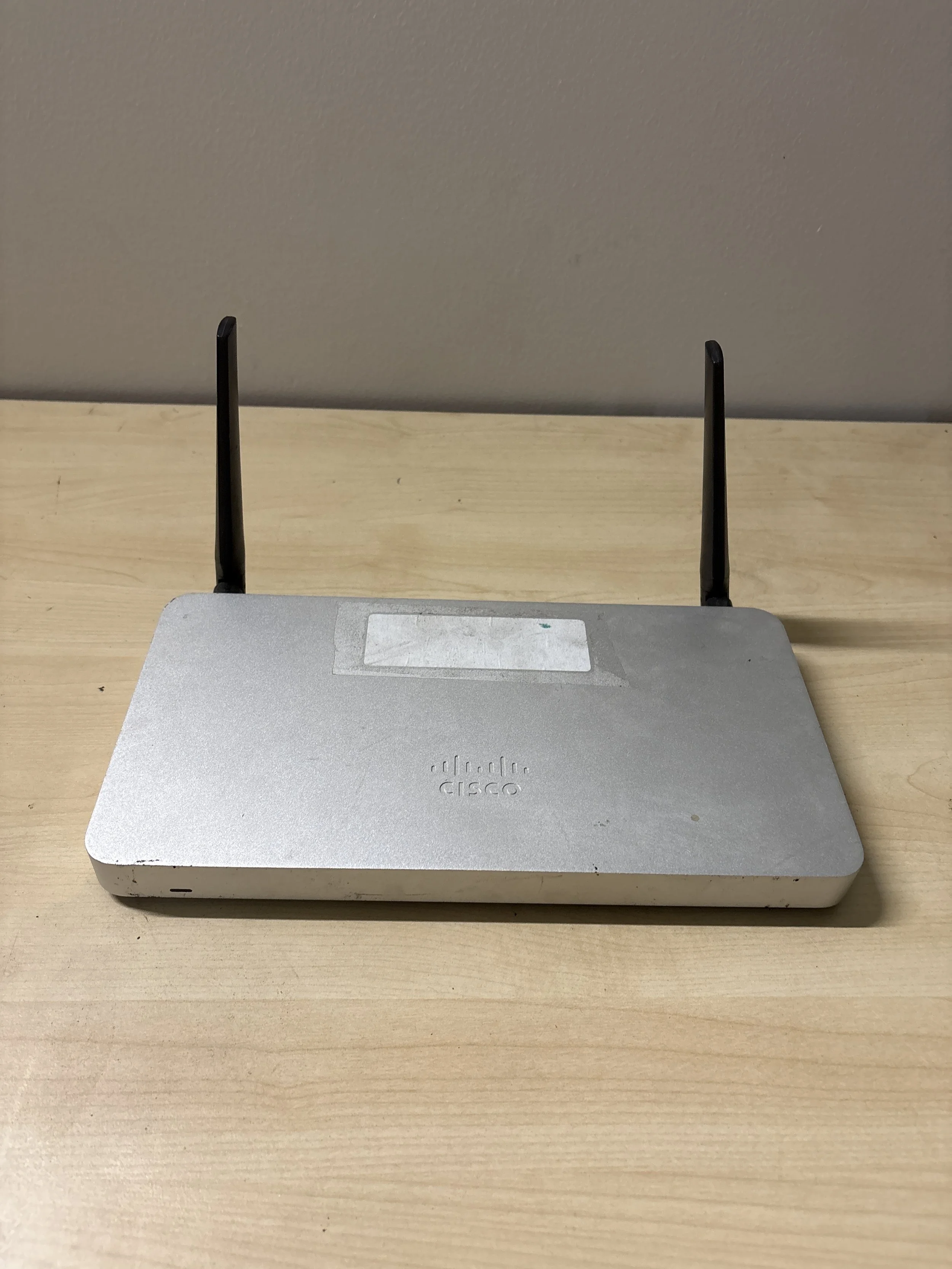 Cisco Meraki MX68CW LTE & 802.11ac Router Security Appliance MX68 - untested no power supply included