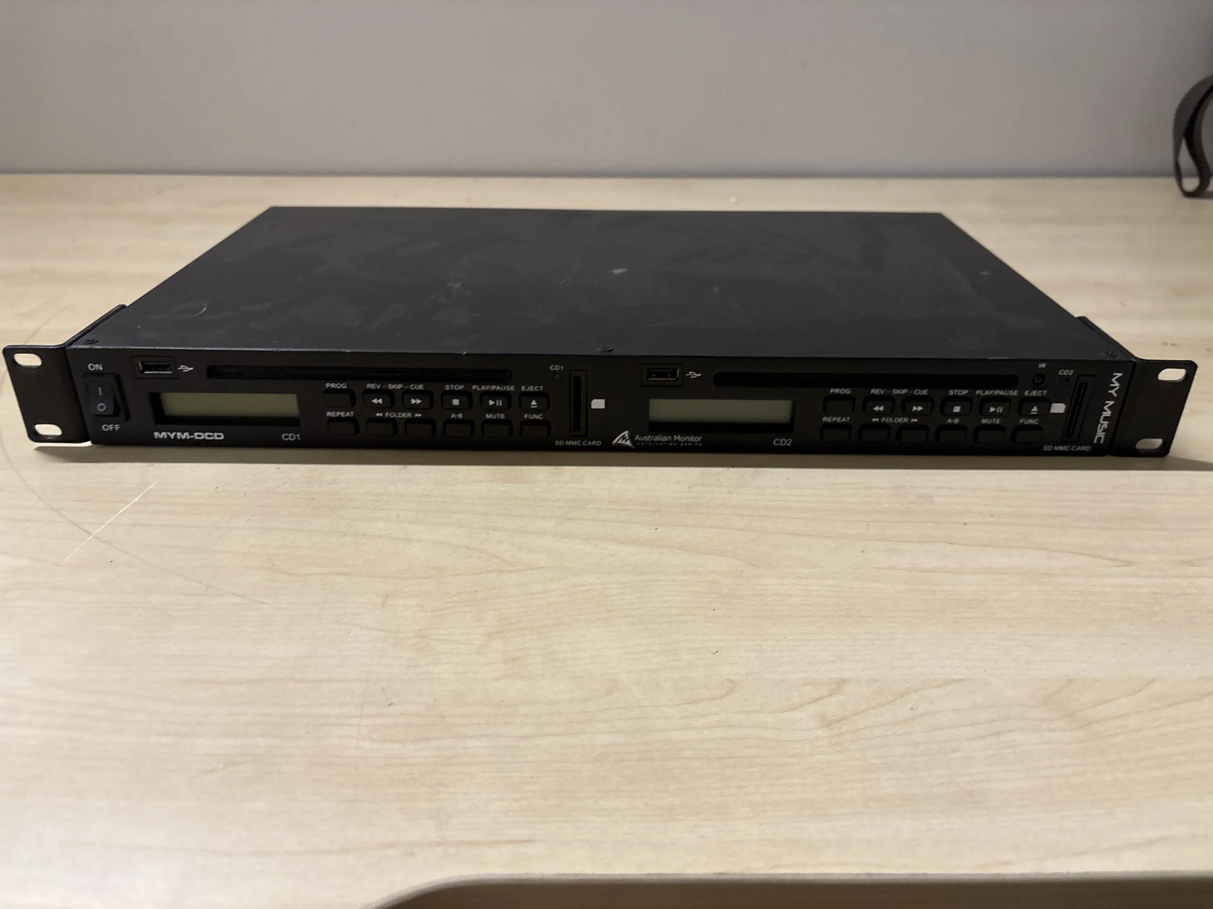 Australian Monitor MYMDCD Dual-Bay CD/MP3 Player