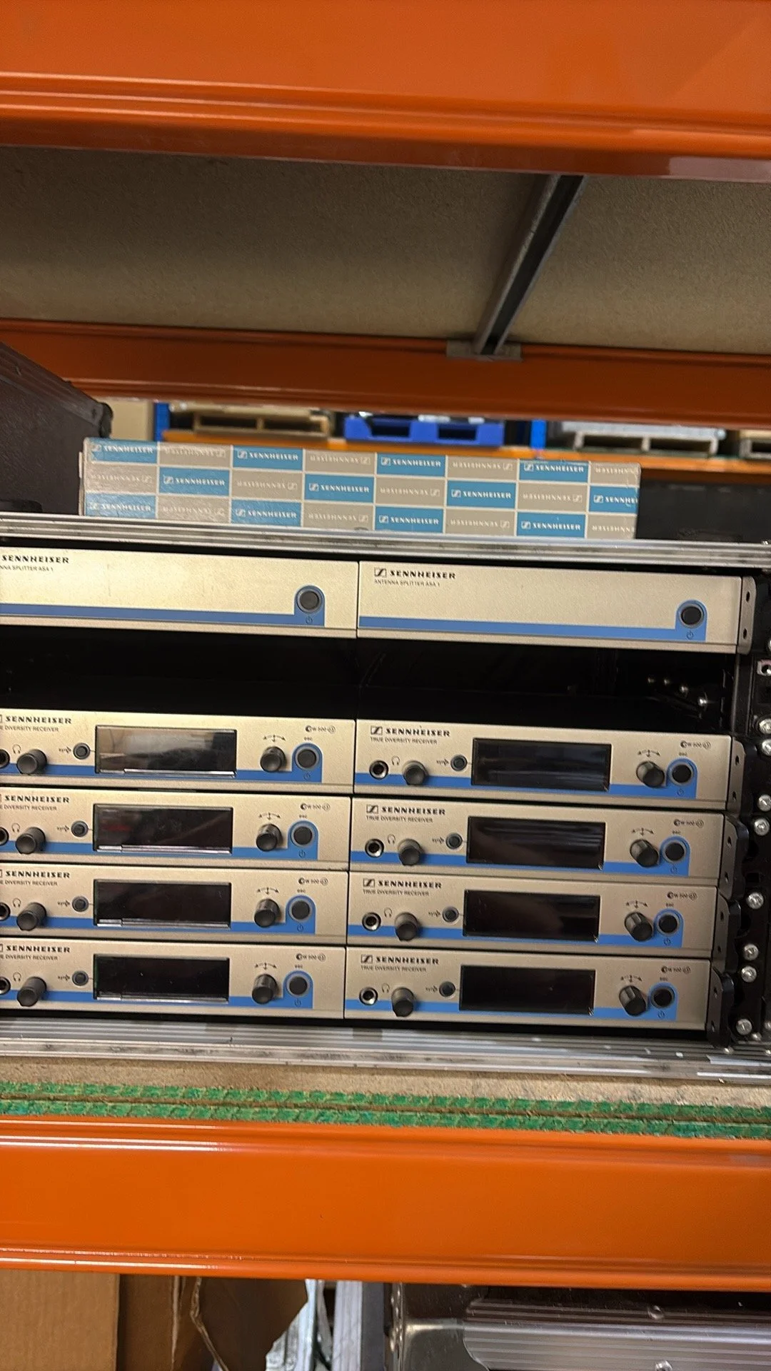 Senheiser EW-500 G3 A Band Bulk Wireless Belt Pack Radio Mic Kit 8 channels full system