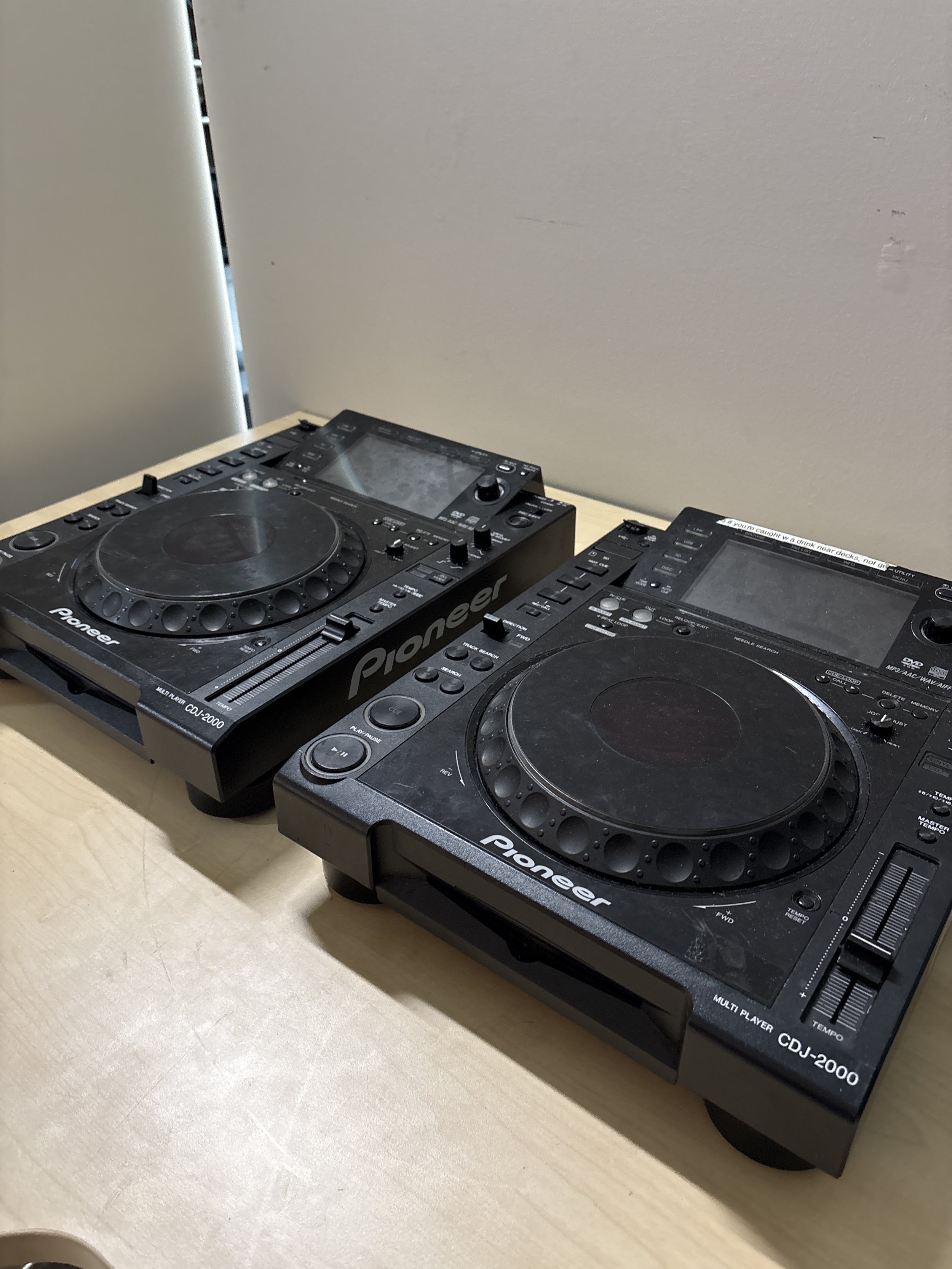 CDJ 2000 Pair Working Condition