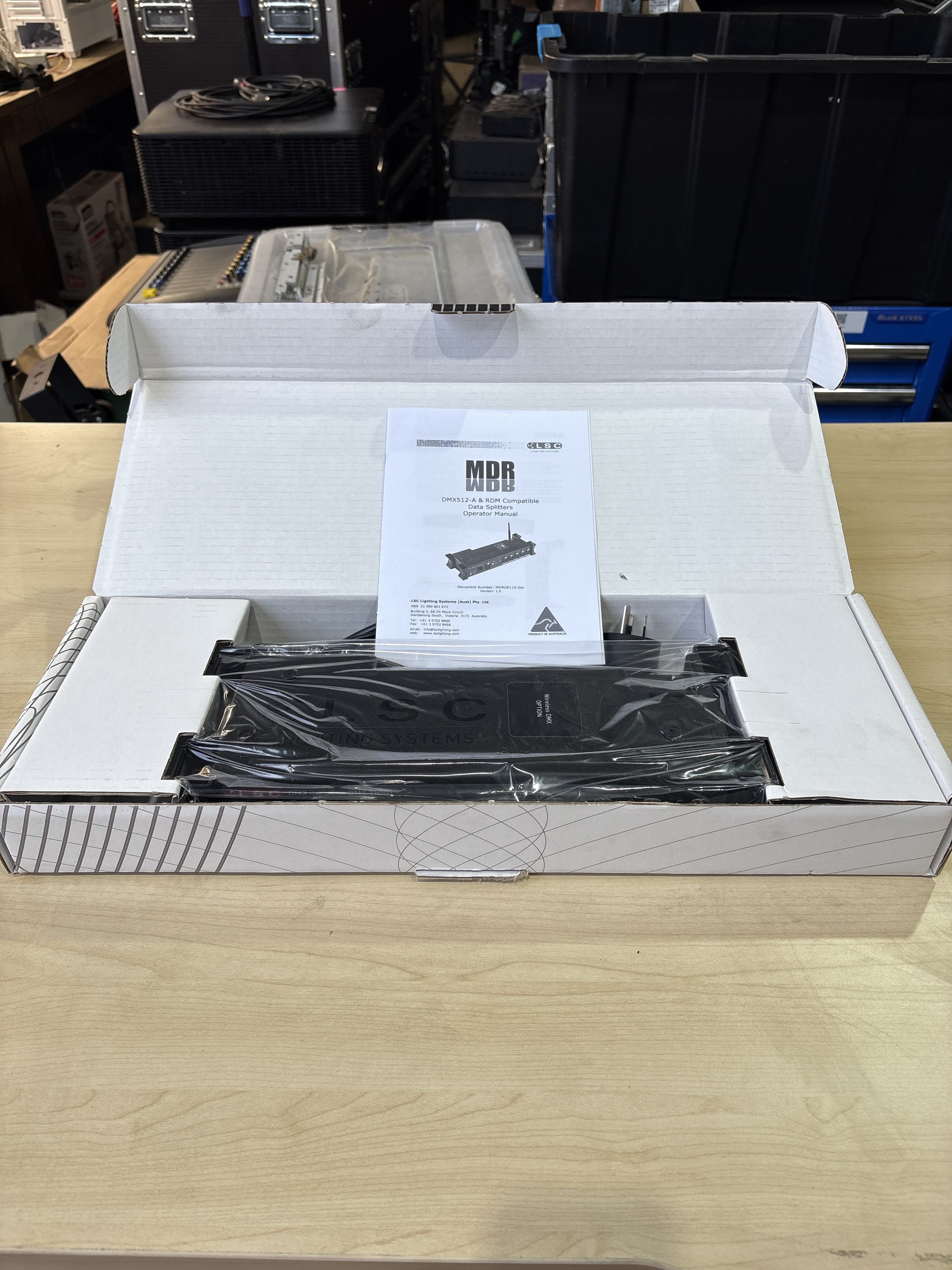 LSC MDR DMX  Splitter 5-Way  With 5-Pin  New!