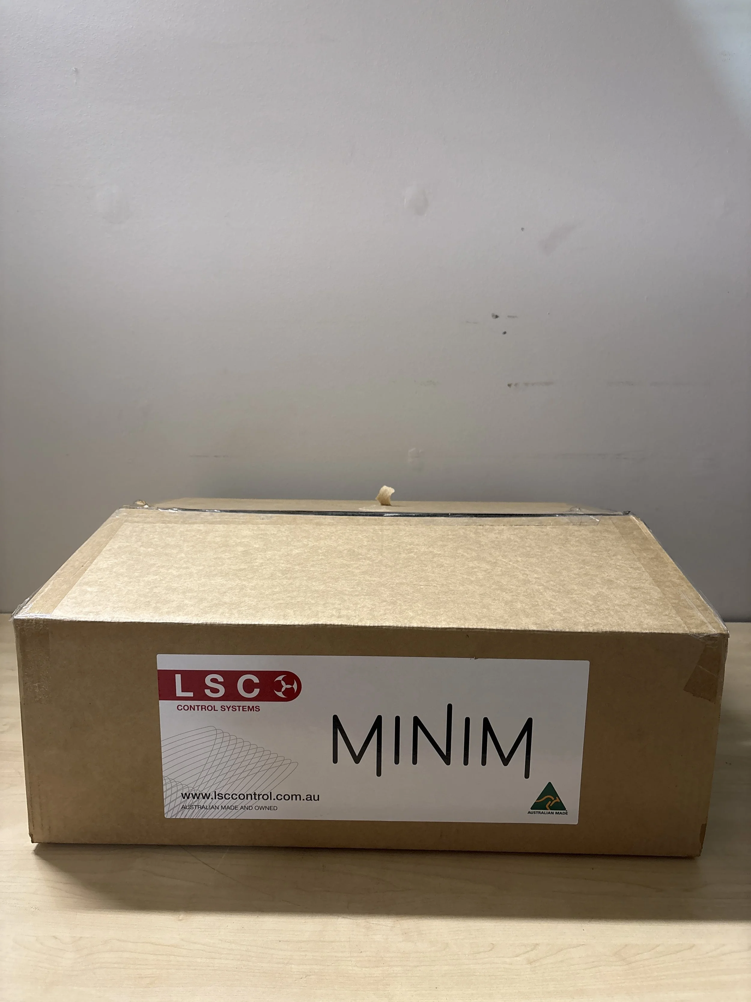 LSC Minim Lighting Desk (new open box)