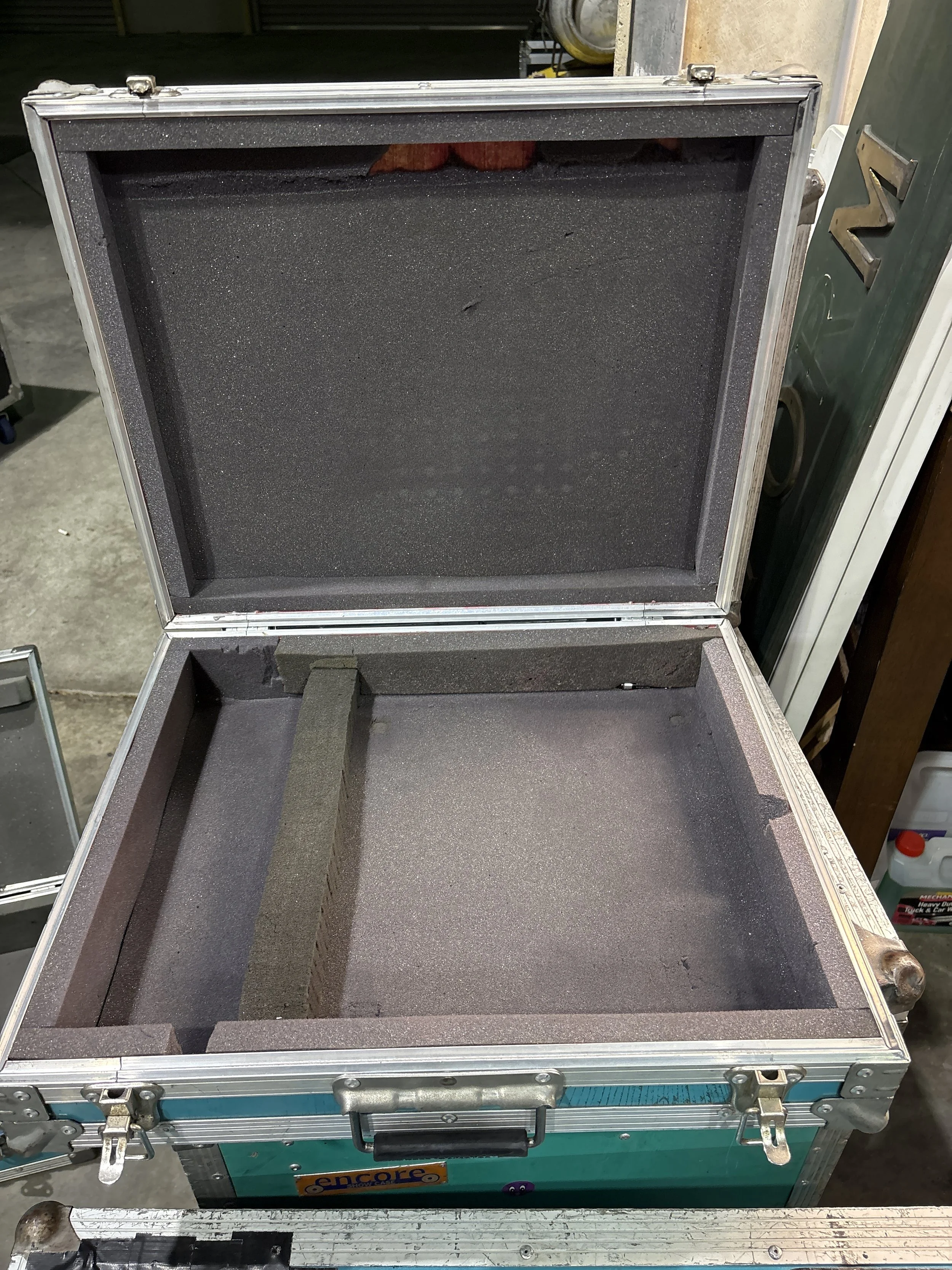 Mixer Case Soundcraft EPM8 - Suit 10 channel