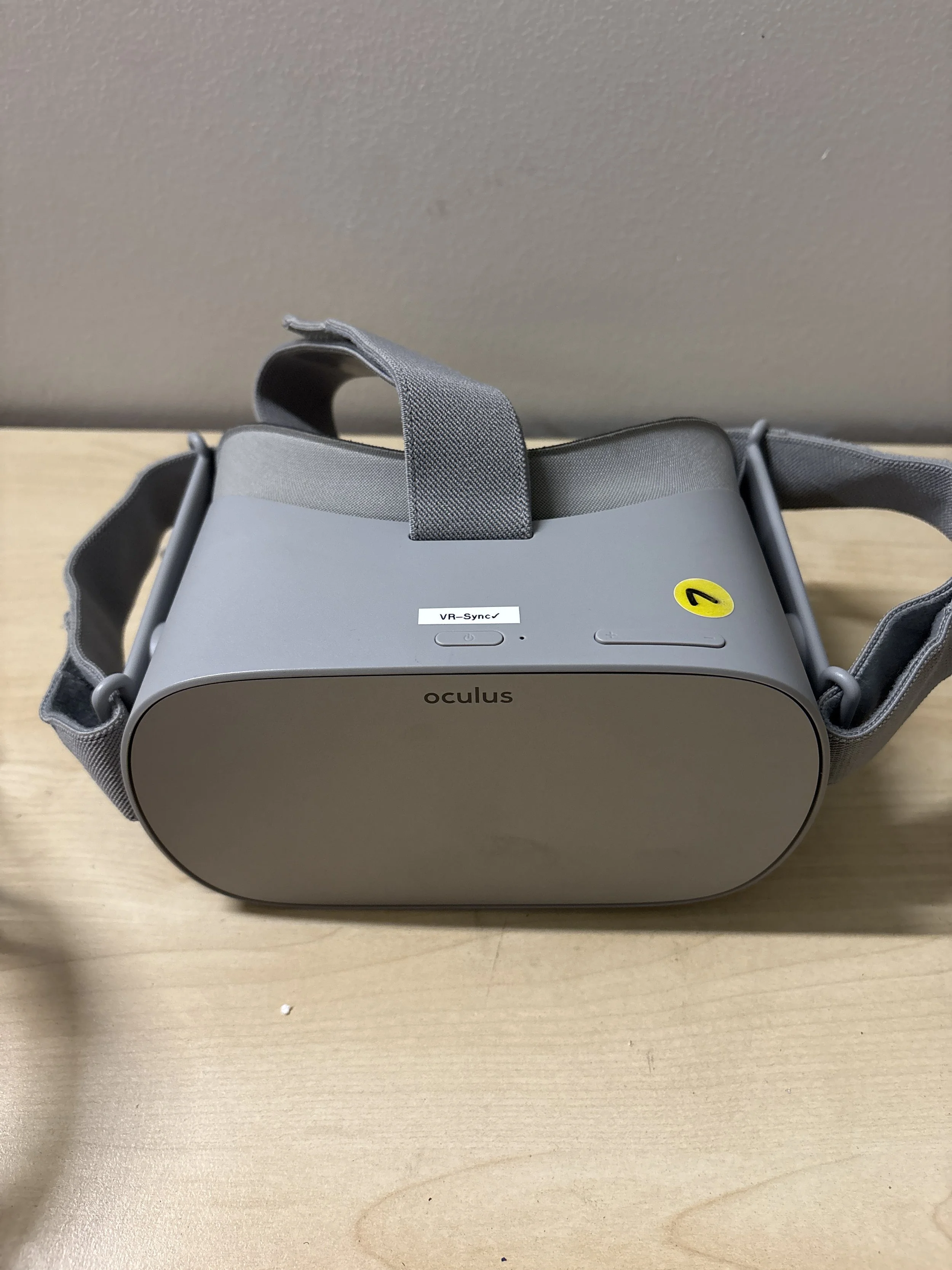 Vr Headset Bulk Lot Oculus A64  approx 25 pieces ( untested - not reset )