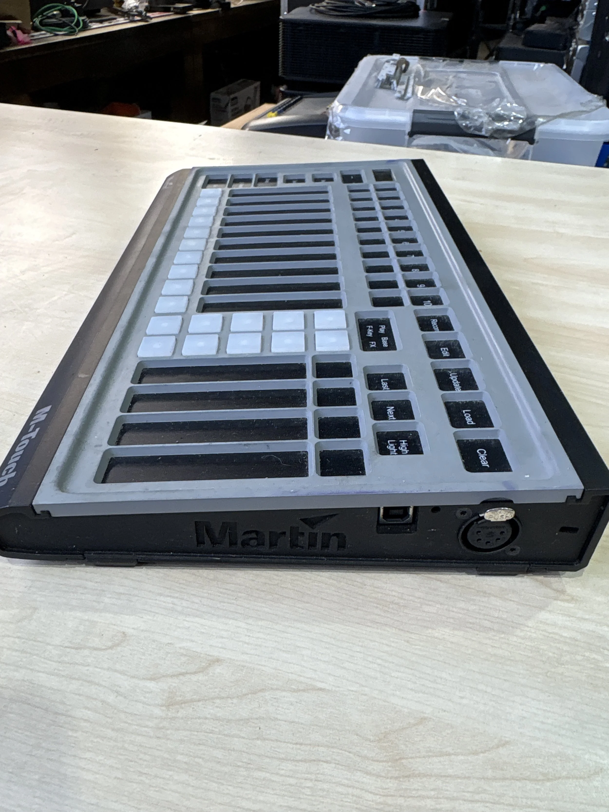Martin M- Touch  Lighting Touch Controller