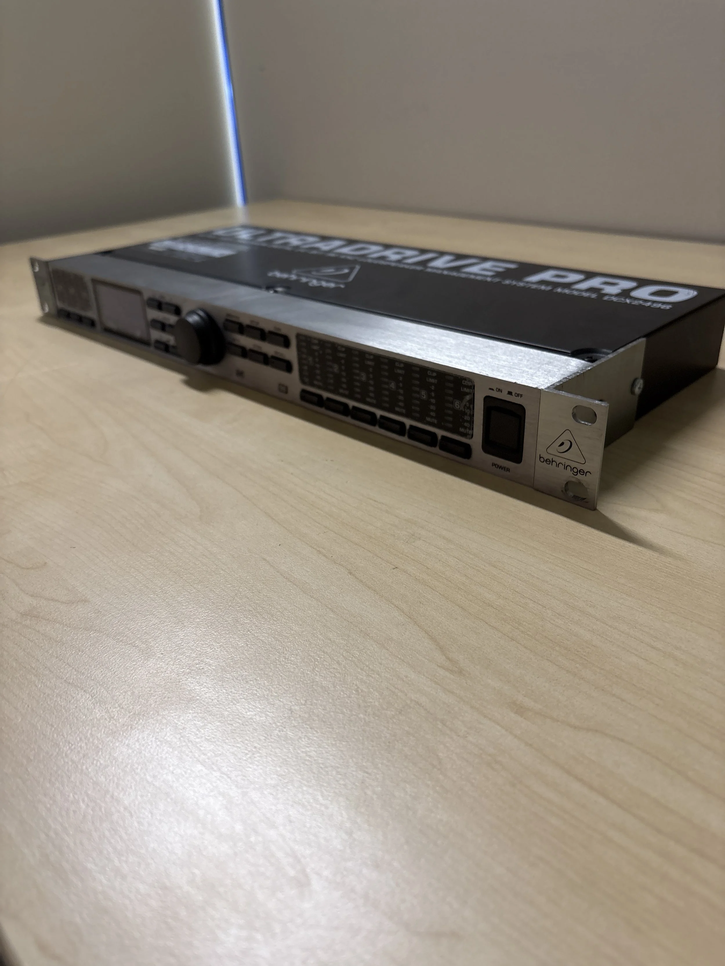 Behringer Ultradrive Pro DCX2496 Loudspeaker Management System