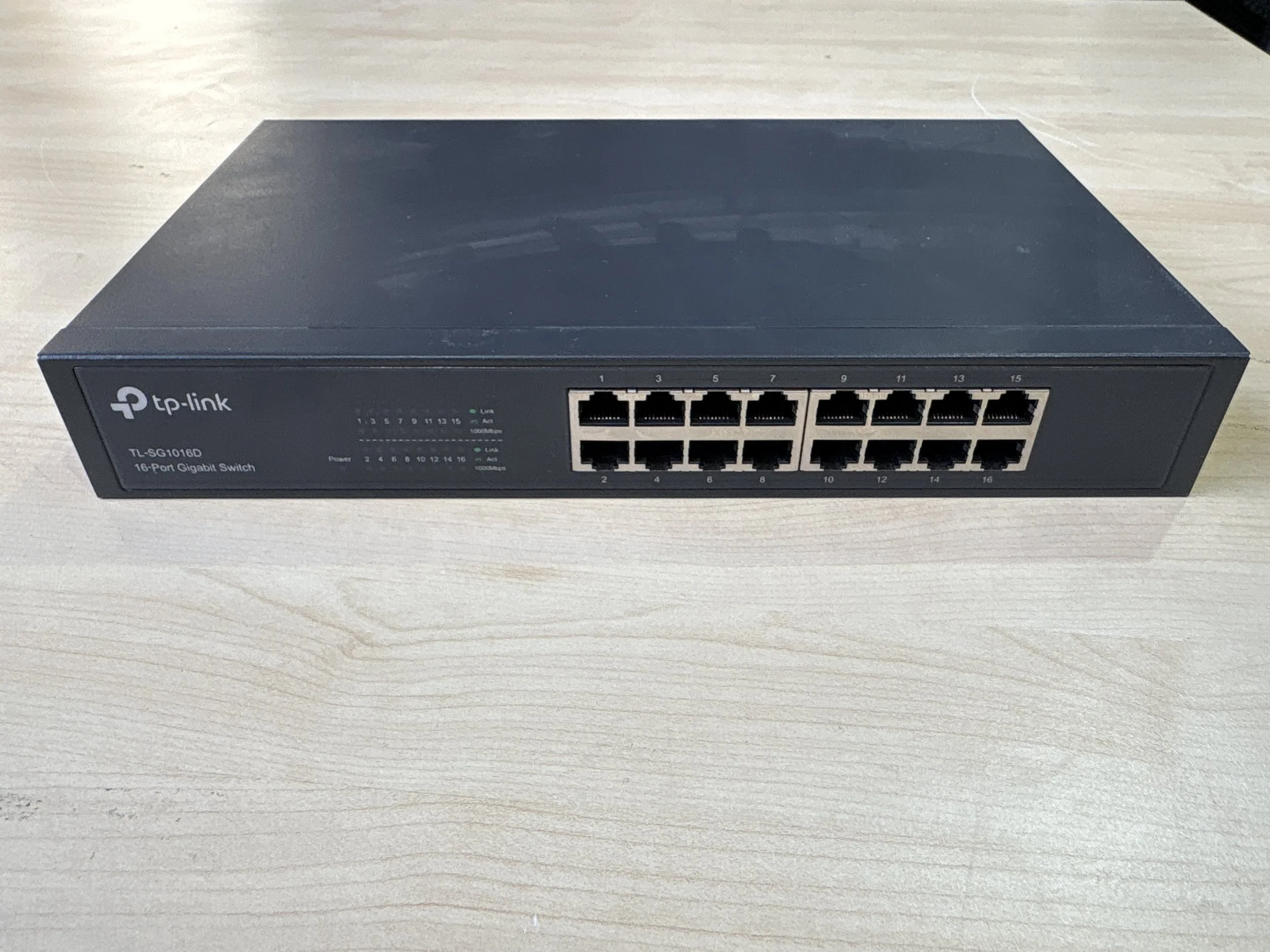 Tp Link 16 port switch