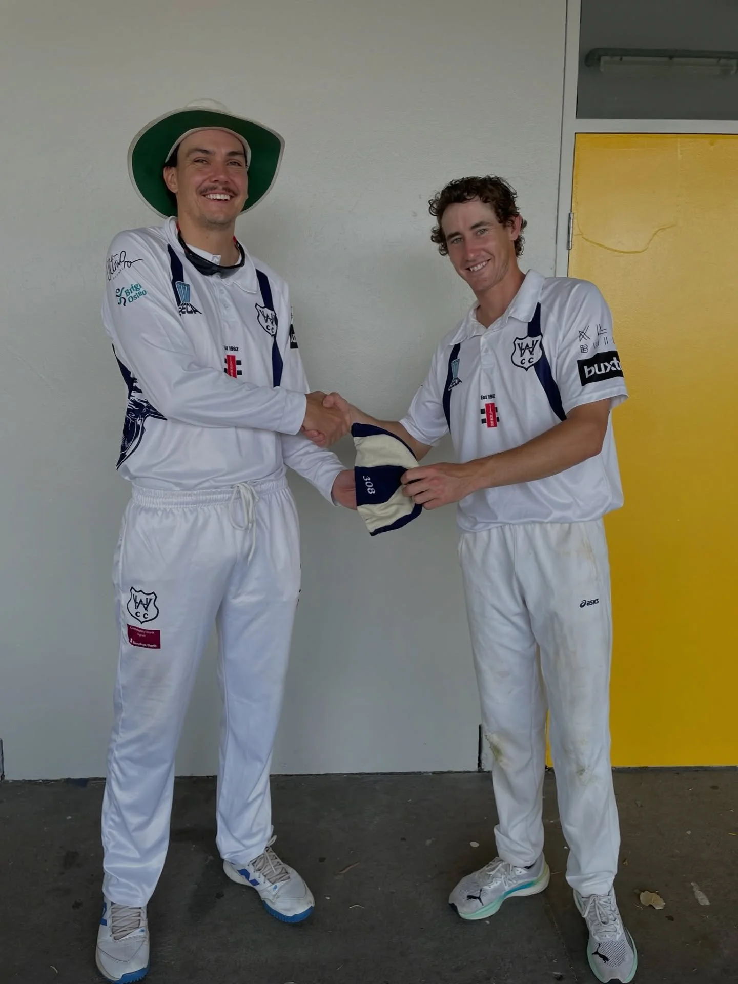 Huge congratulations to Edward Perryman on his First XI debut for Highett West Cricket Club. After his knock of 117* not out the other week, this was a well deserved cap 💙🤍