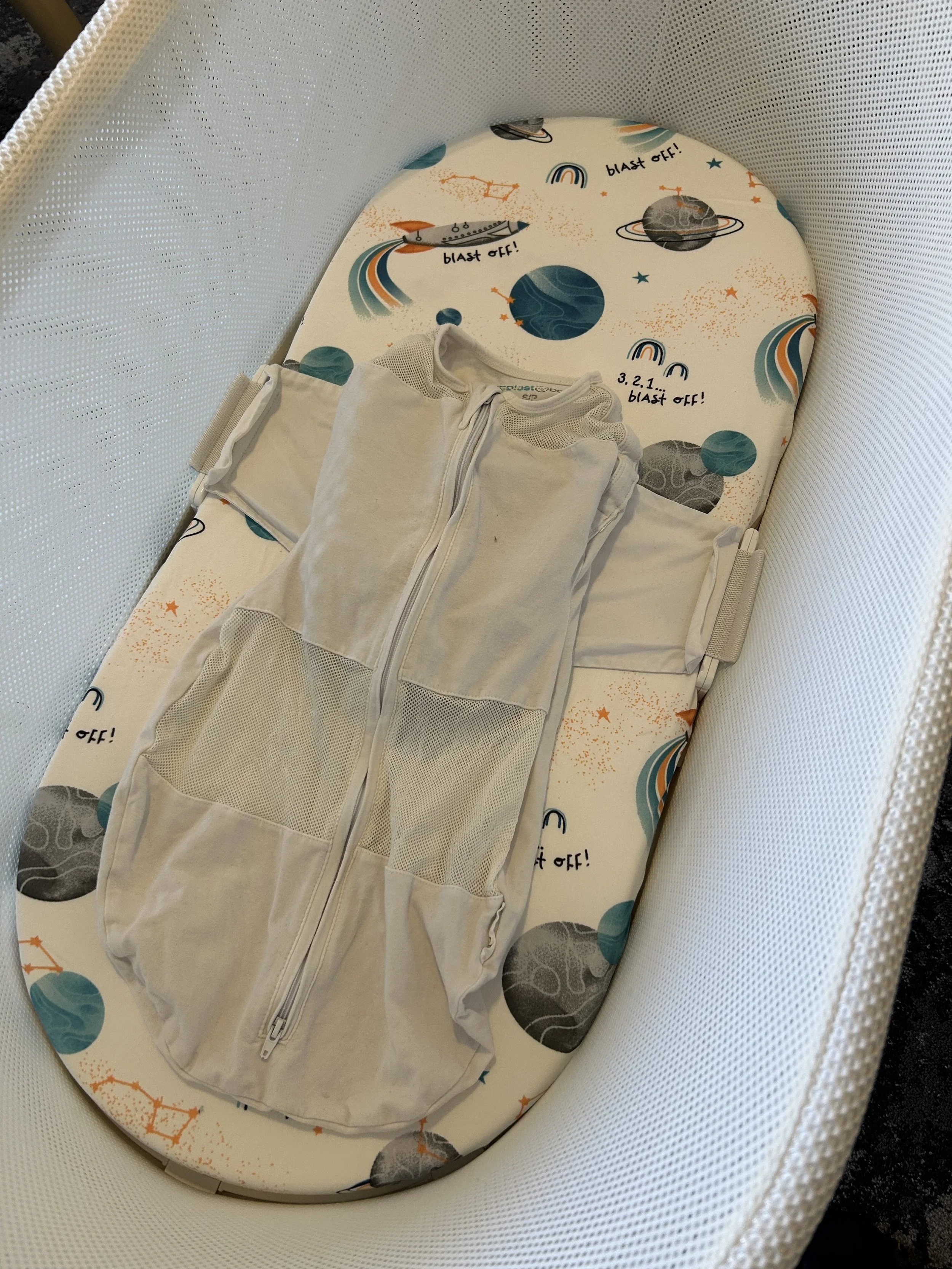 6 month snoo bassinet rental Newcastle