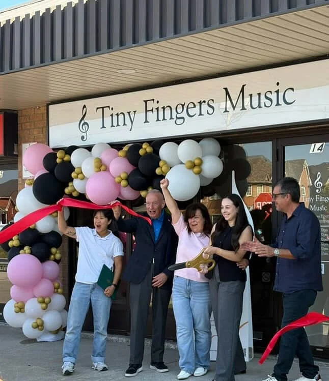 What an unforgettable Grand Opening!🎉🎶

So grateful to everyone who joined us to celebrate this exciting new chapter at Tiny Fingers Music 🎶. From the ribbon cutting to the colouring contest, face painting, music tattoos, and special moments with 