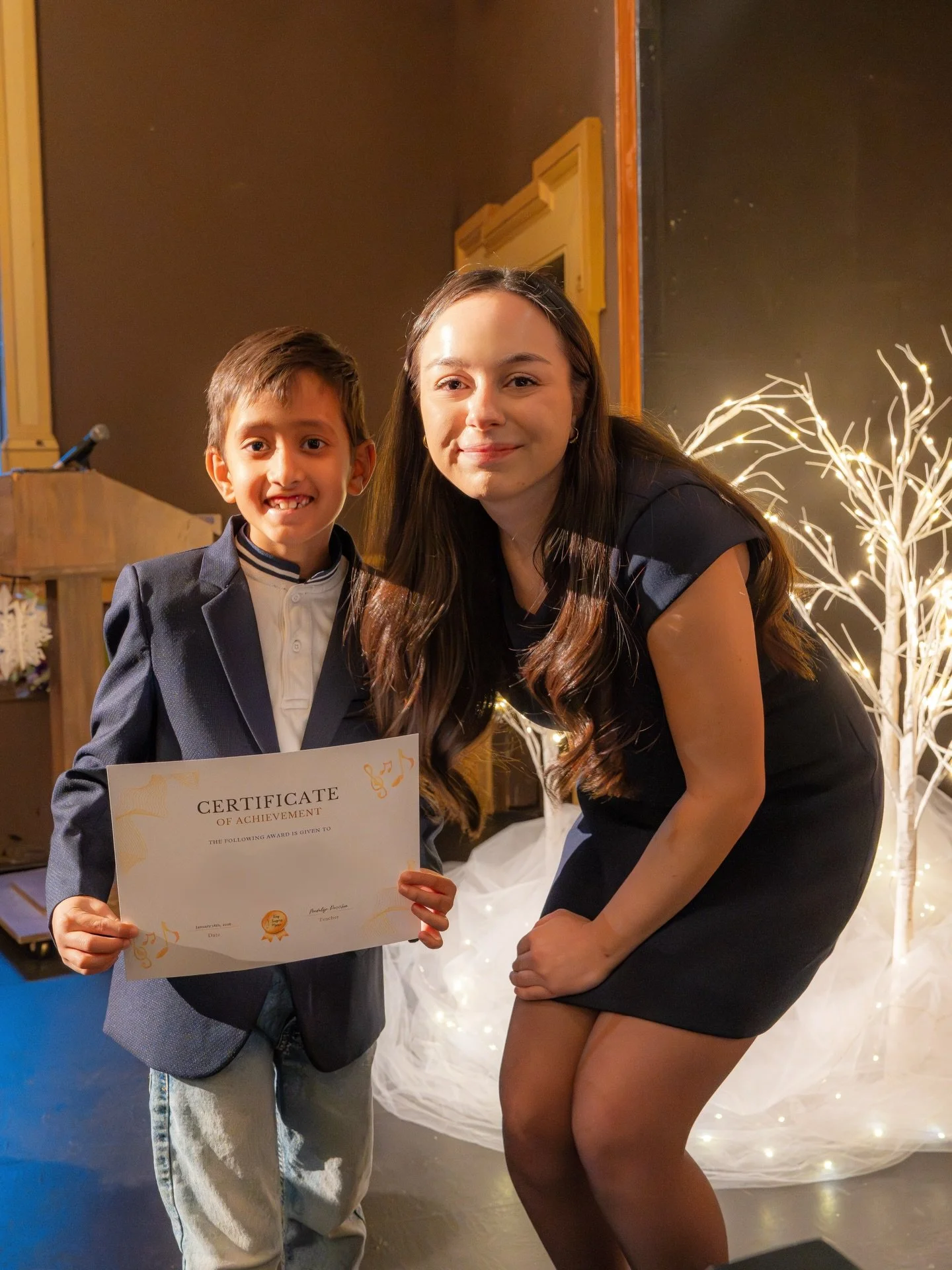 More sweet recital moments 🤍🎶

So proud of these incredible students! ✨

#tinyfingersmusic #whitby #recital #music #musiclessons