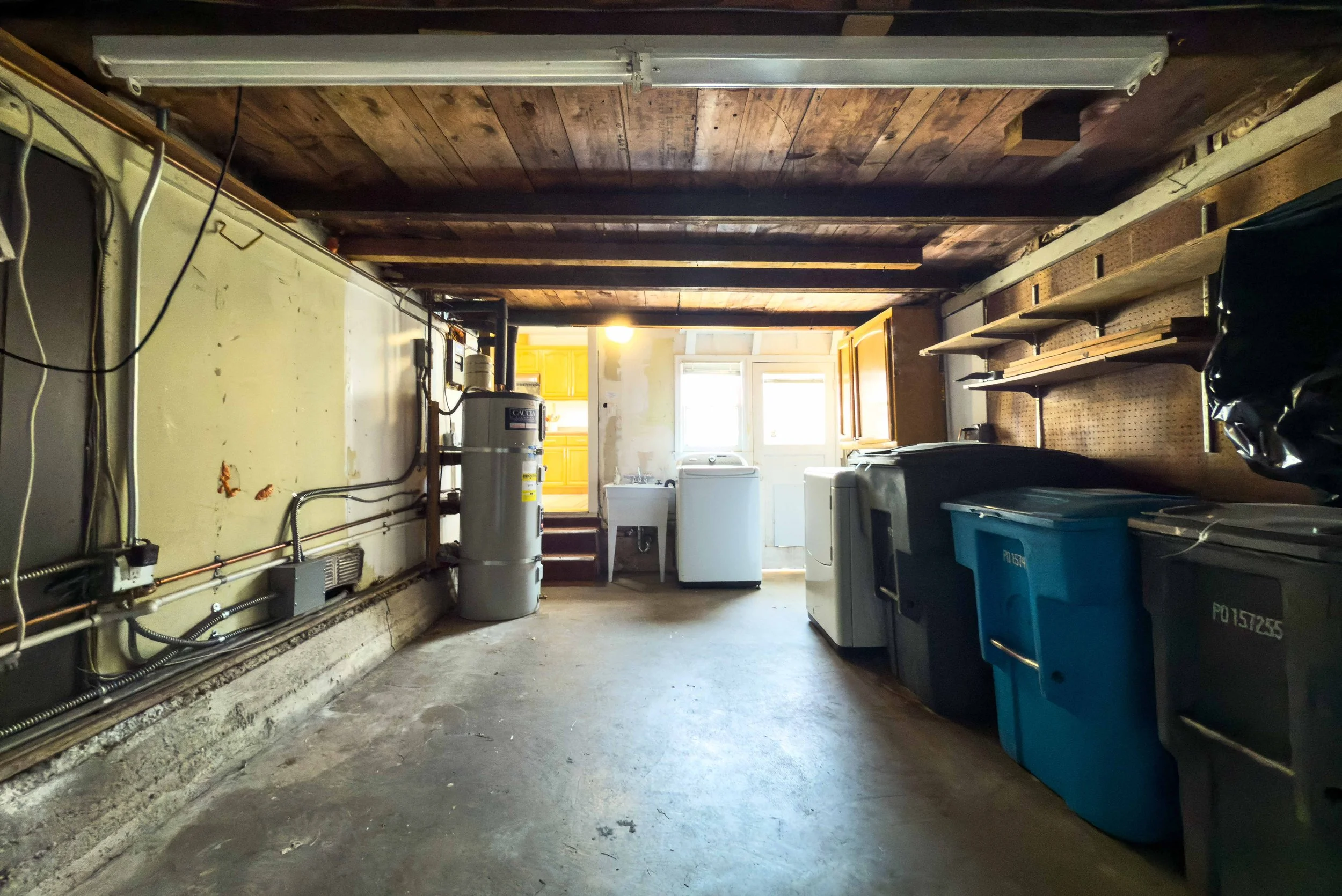 31.garage.jpg
