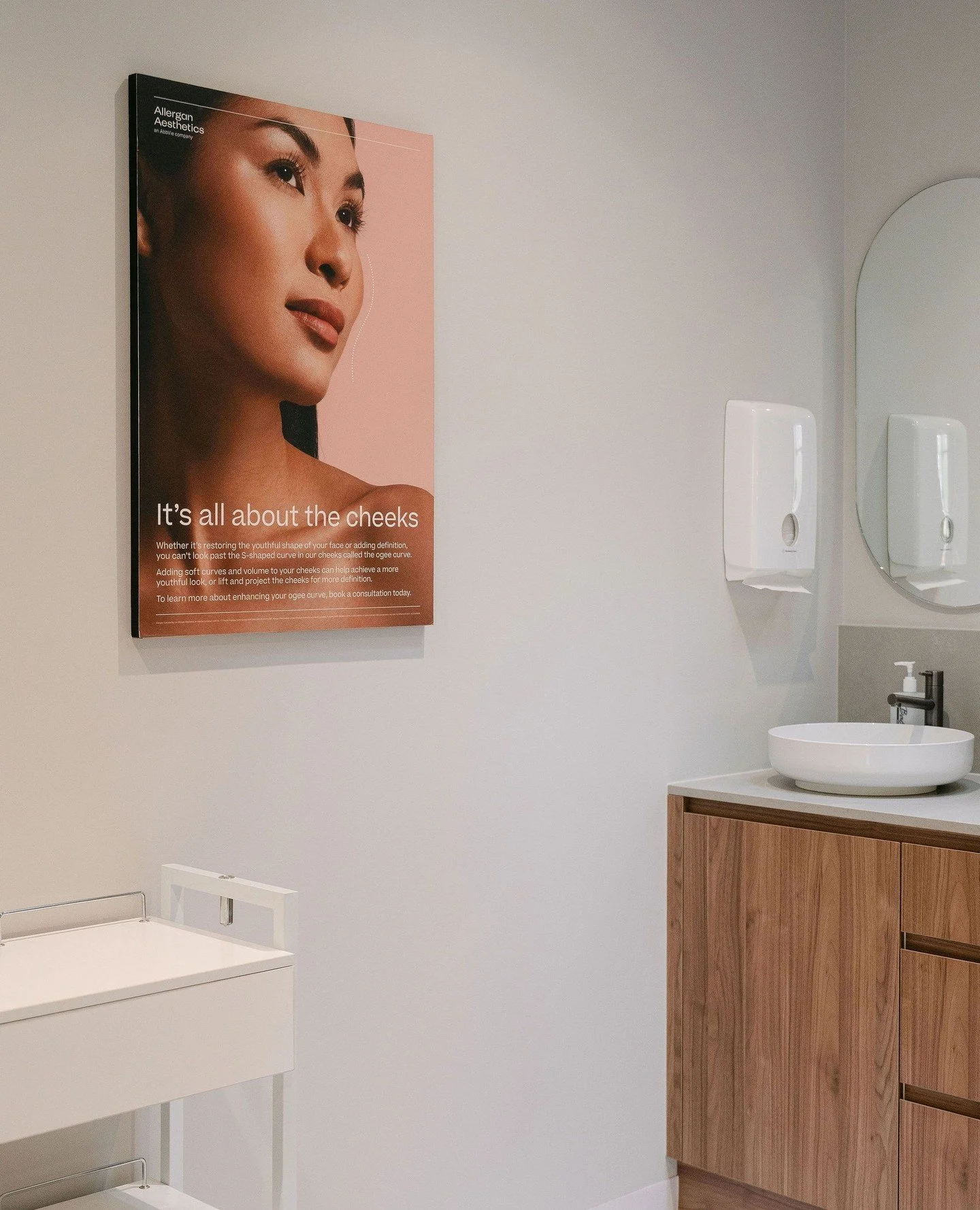 Professional guidance means understanding your skin before recommending tailored solutions.⁠
⁠
Let&rsquo;s take the time to understand your skin. Book your complimentary consultation with the link in our bio to explore your options.⁠